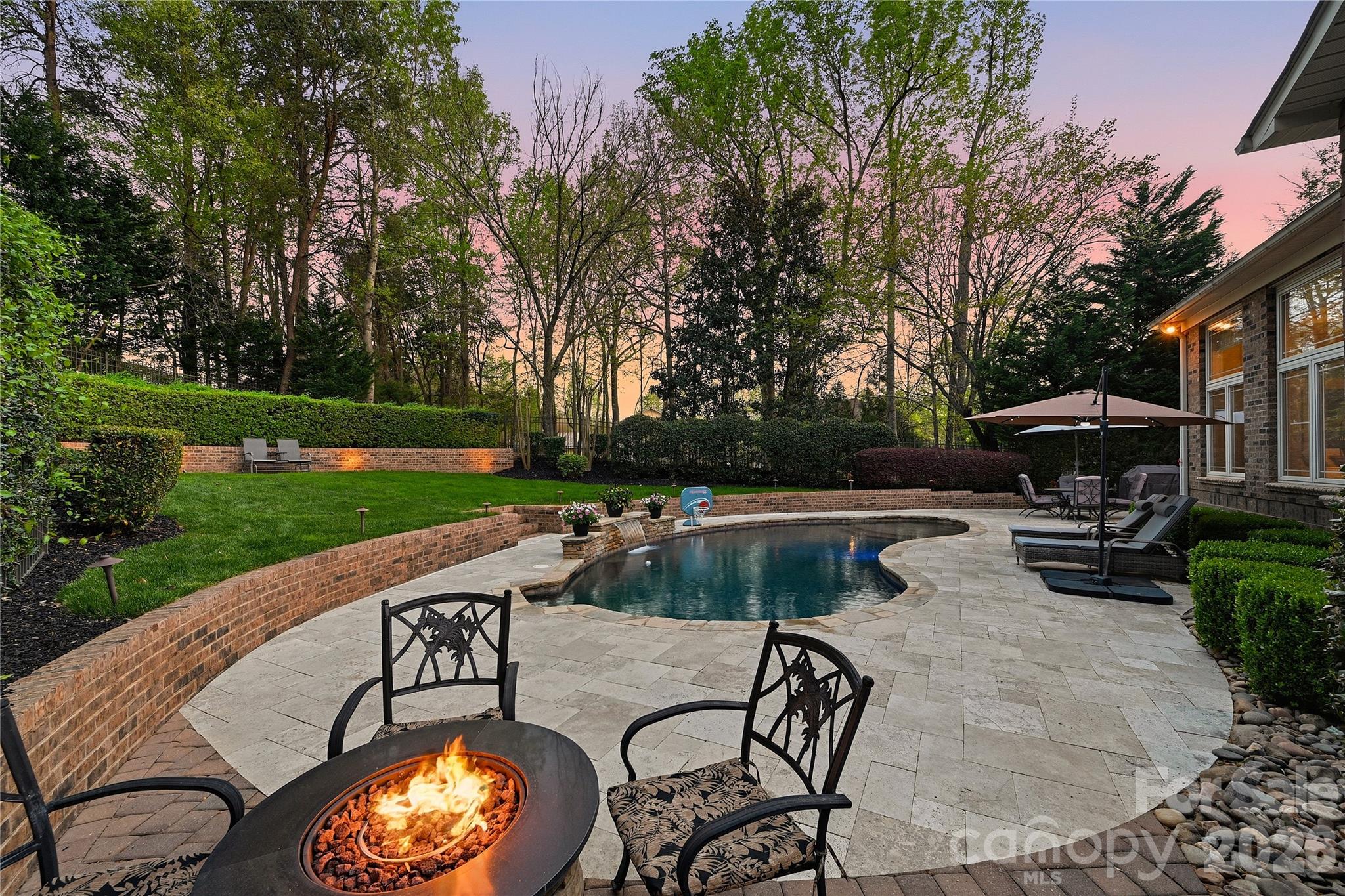 163 W Maranta Road — Mooresville