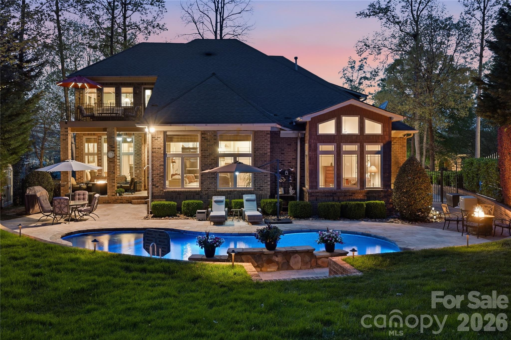 163 W Maranta Road — Mooresville