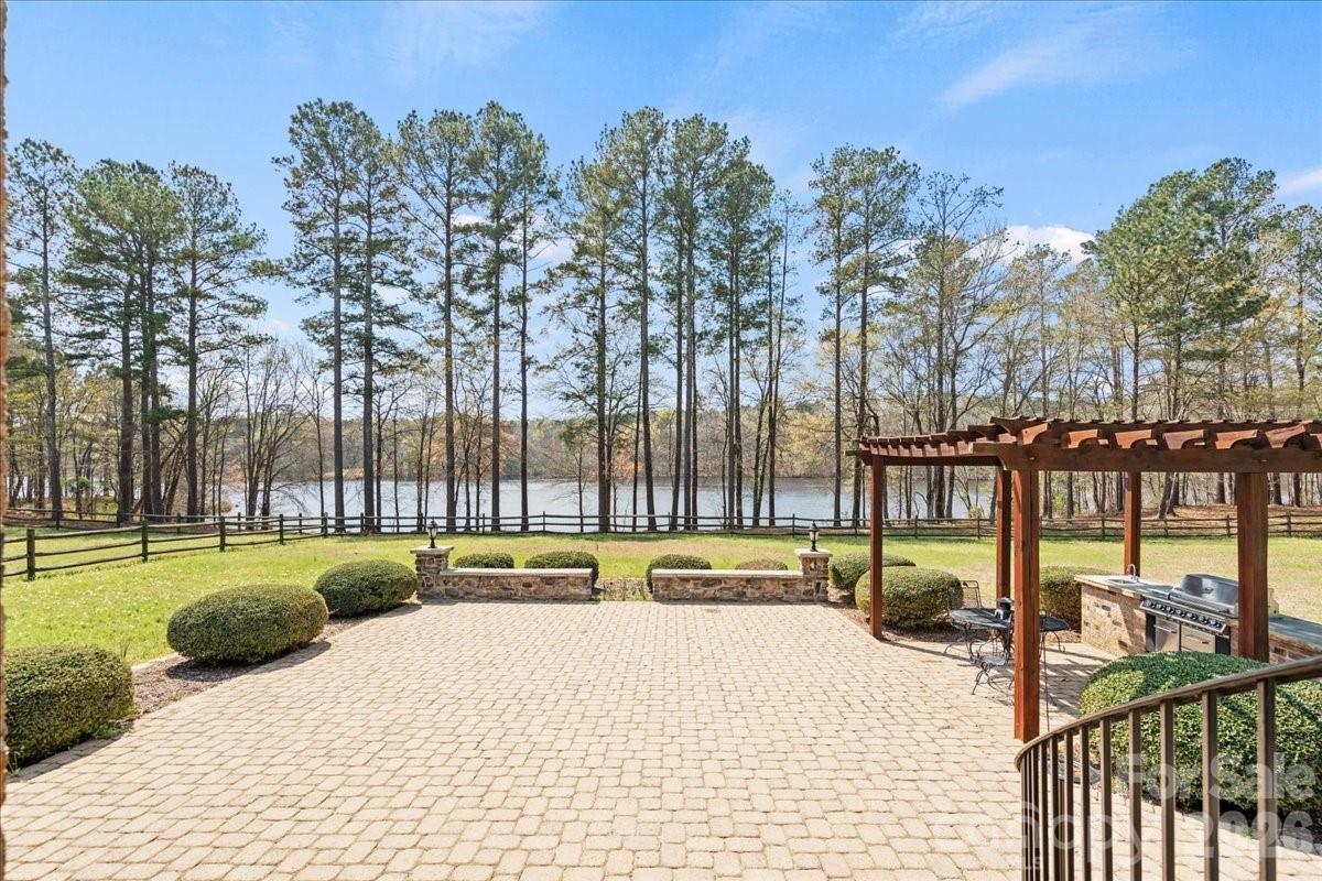 962 Miller Road — Jefferson
