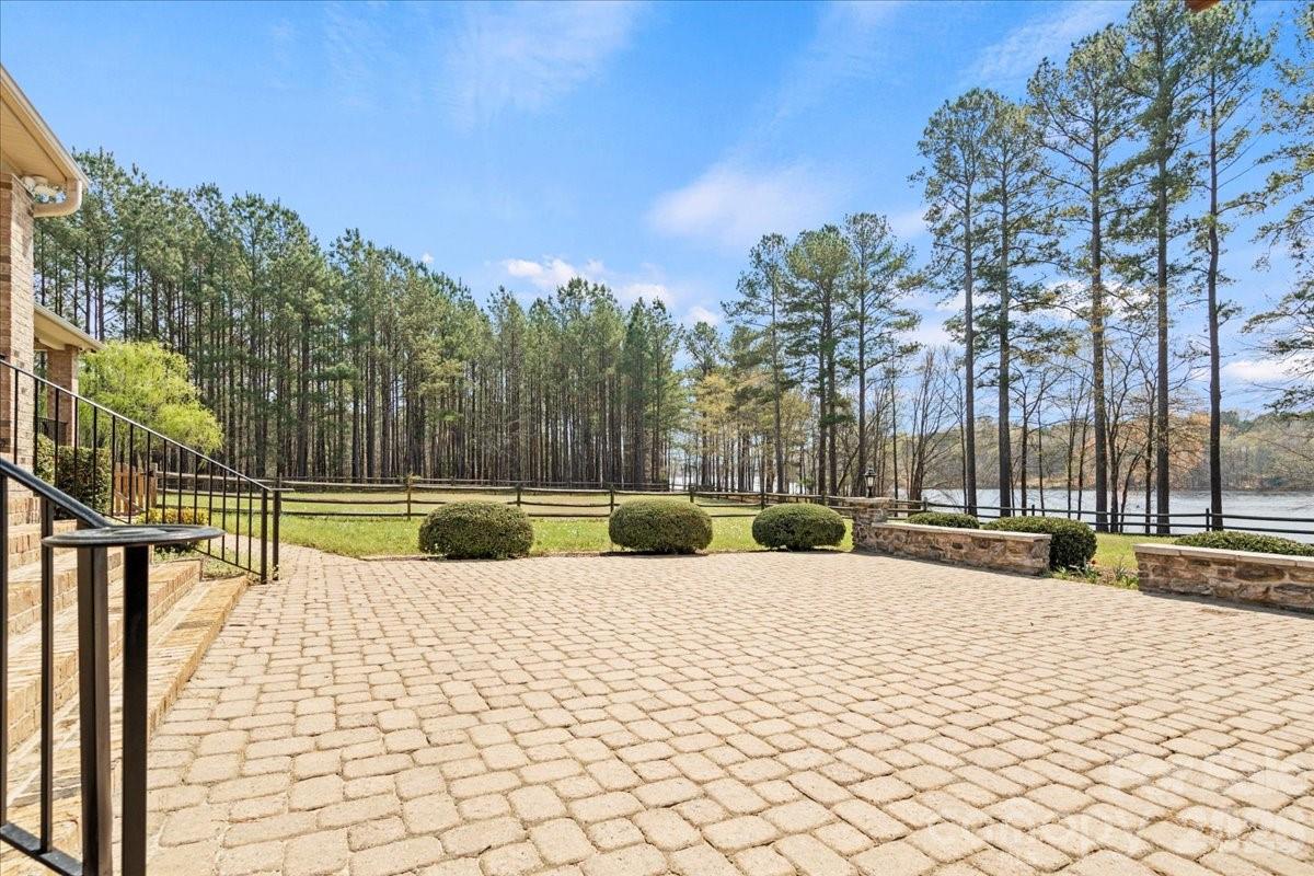 962 Miller Road — Jefferson