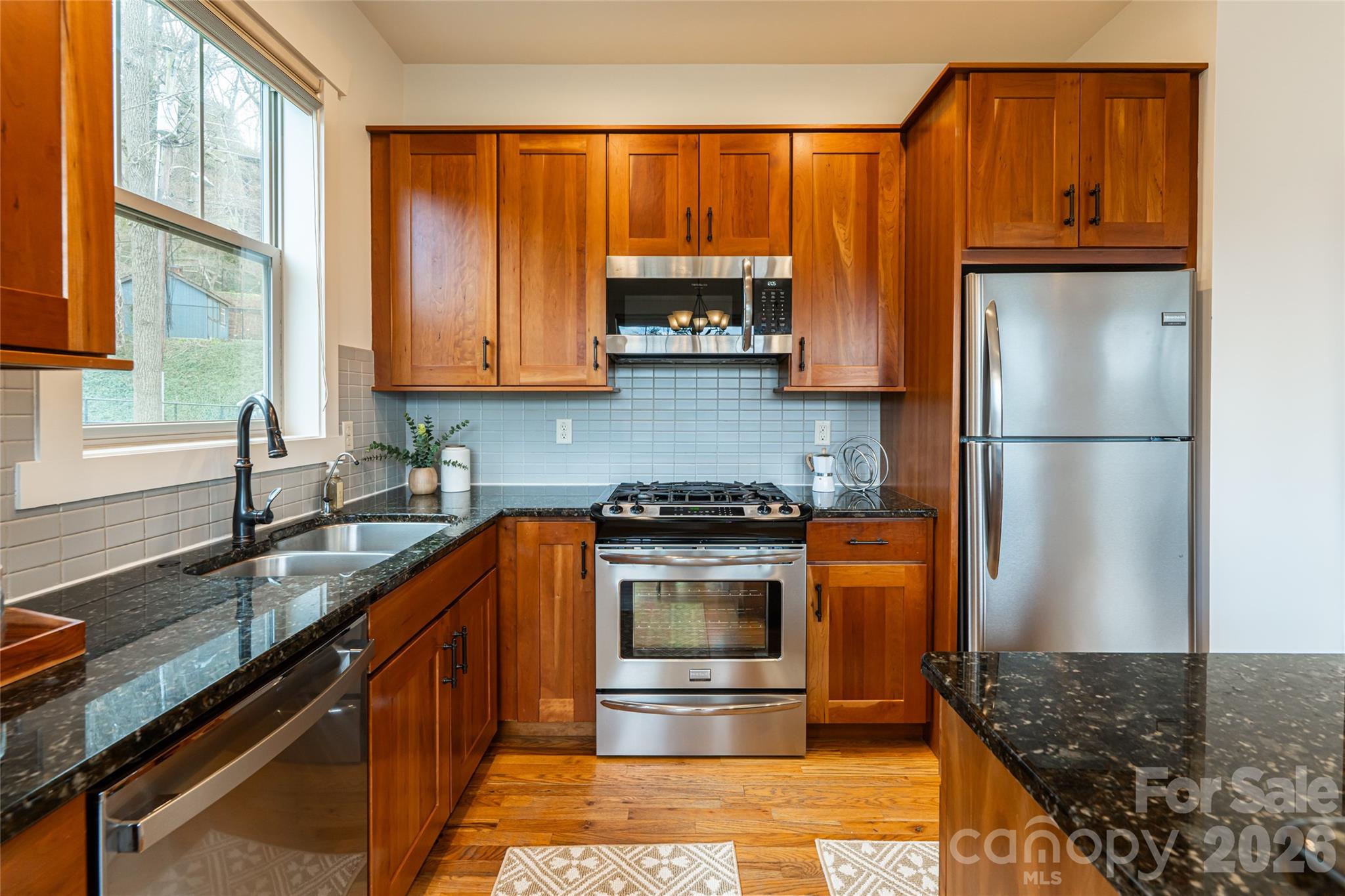 14 Sunset Drive — Asheville