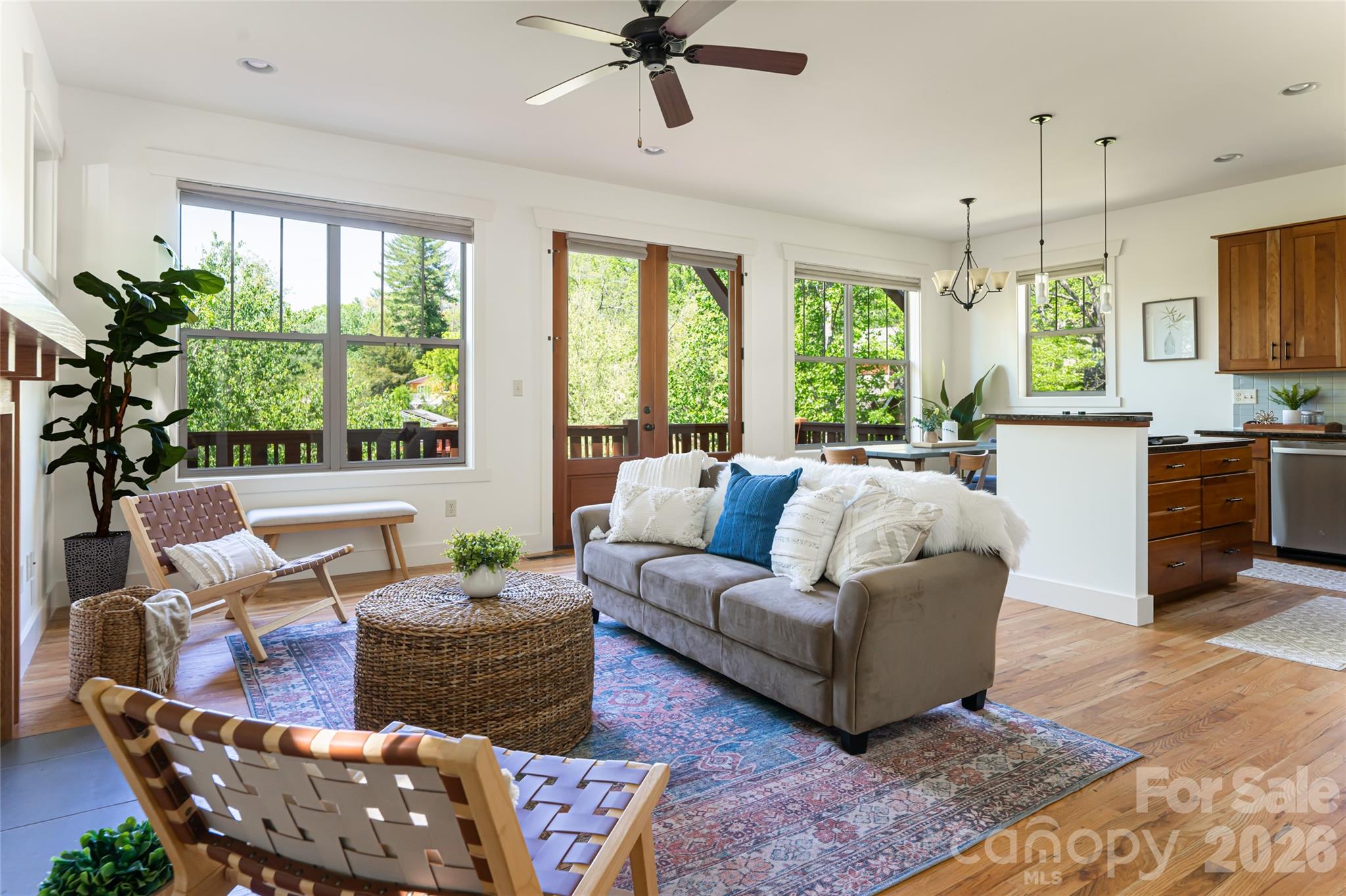 14 Sunset Drive — Asheville
