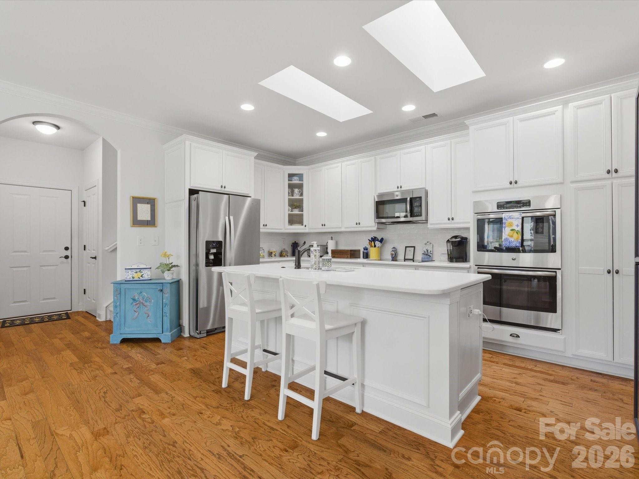 1180 Avalon Place — Matthews