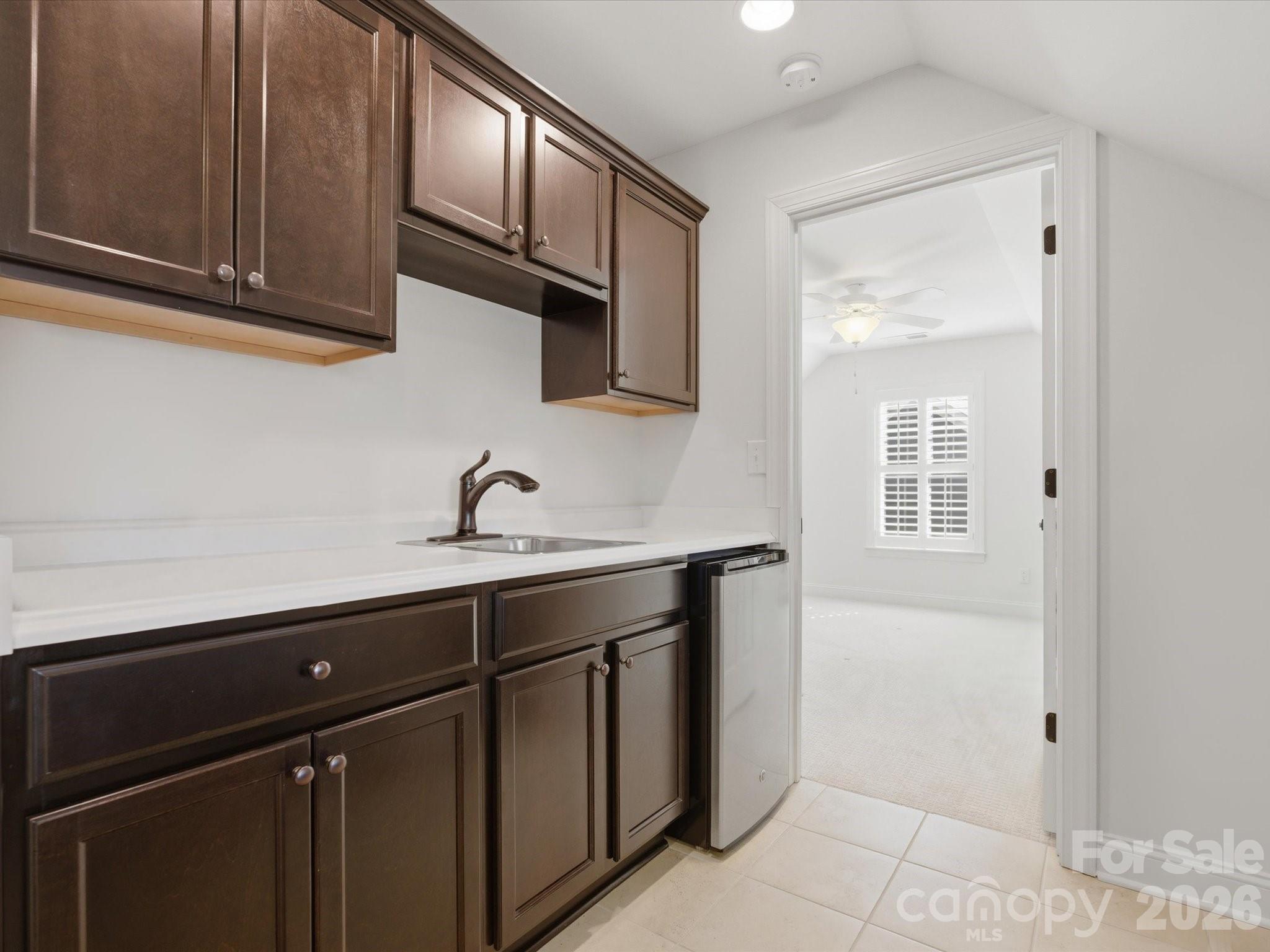 1180 Avalon Place — Matthews