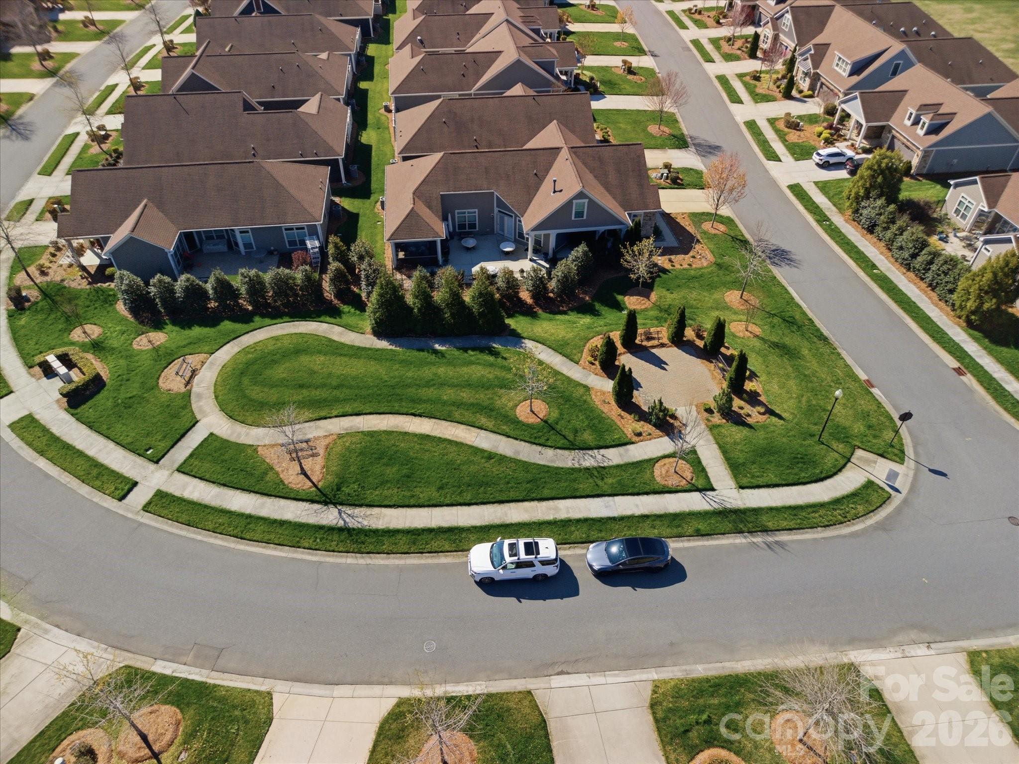 1180 Avalon Place — Matthews