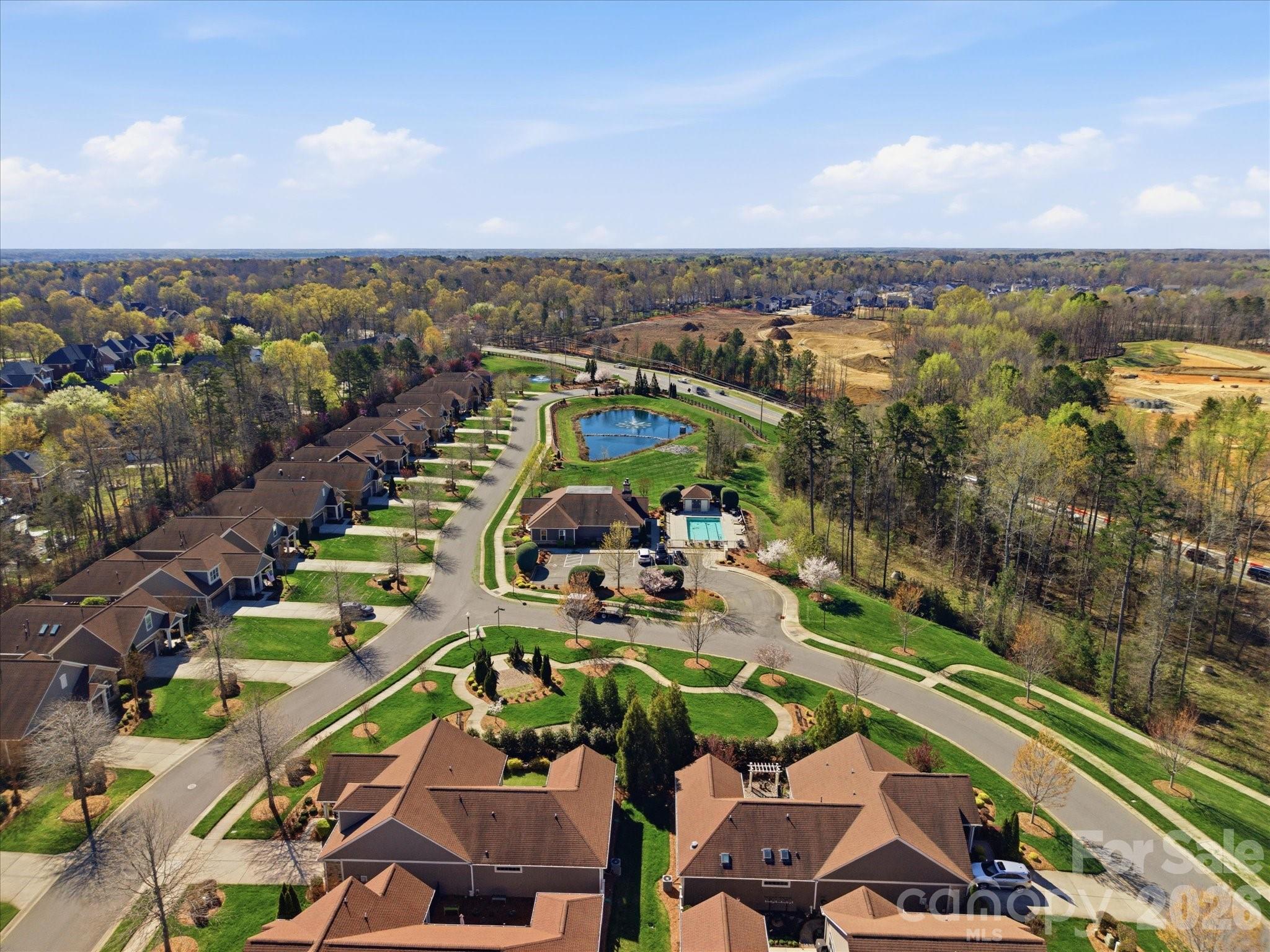 1180 Avalon Place — Matthews