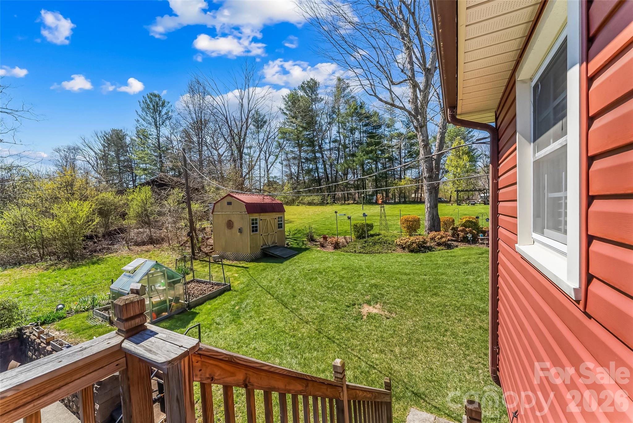 10 Woodmont Drive — Asheville
