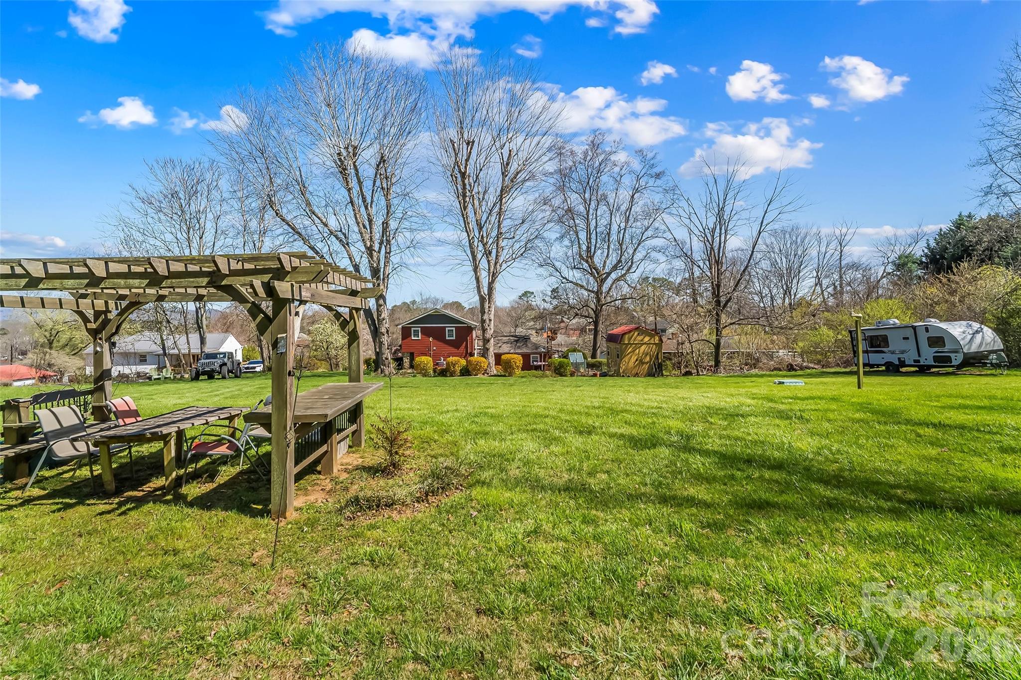 10 Woodmont Drive — Asheville