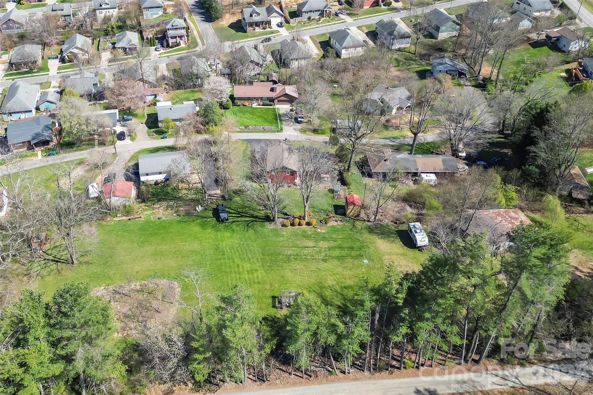 10 Woodmont Drive — Asheville