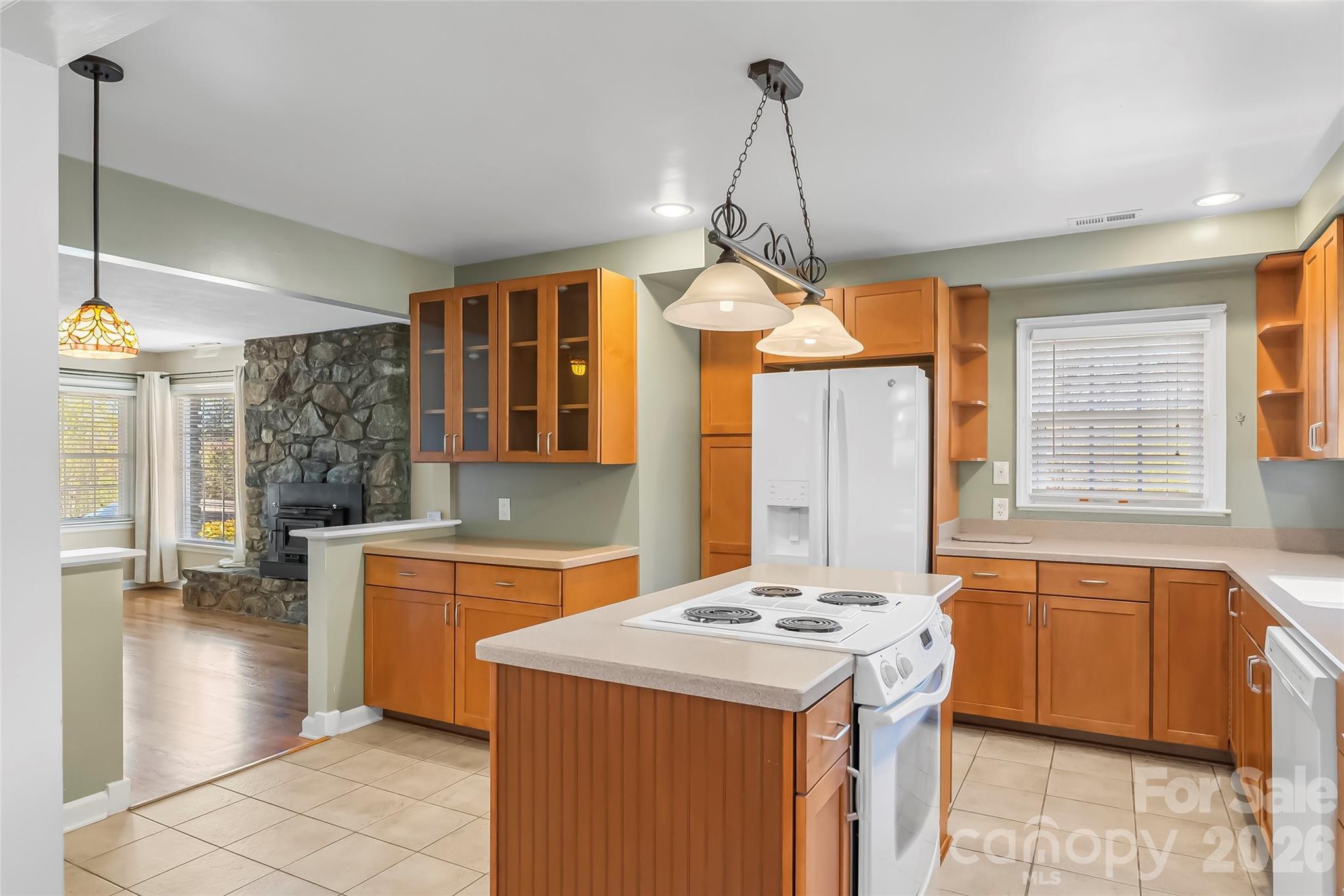 10 Woodmont Drive — Asheville