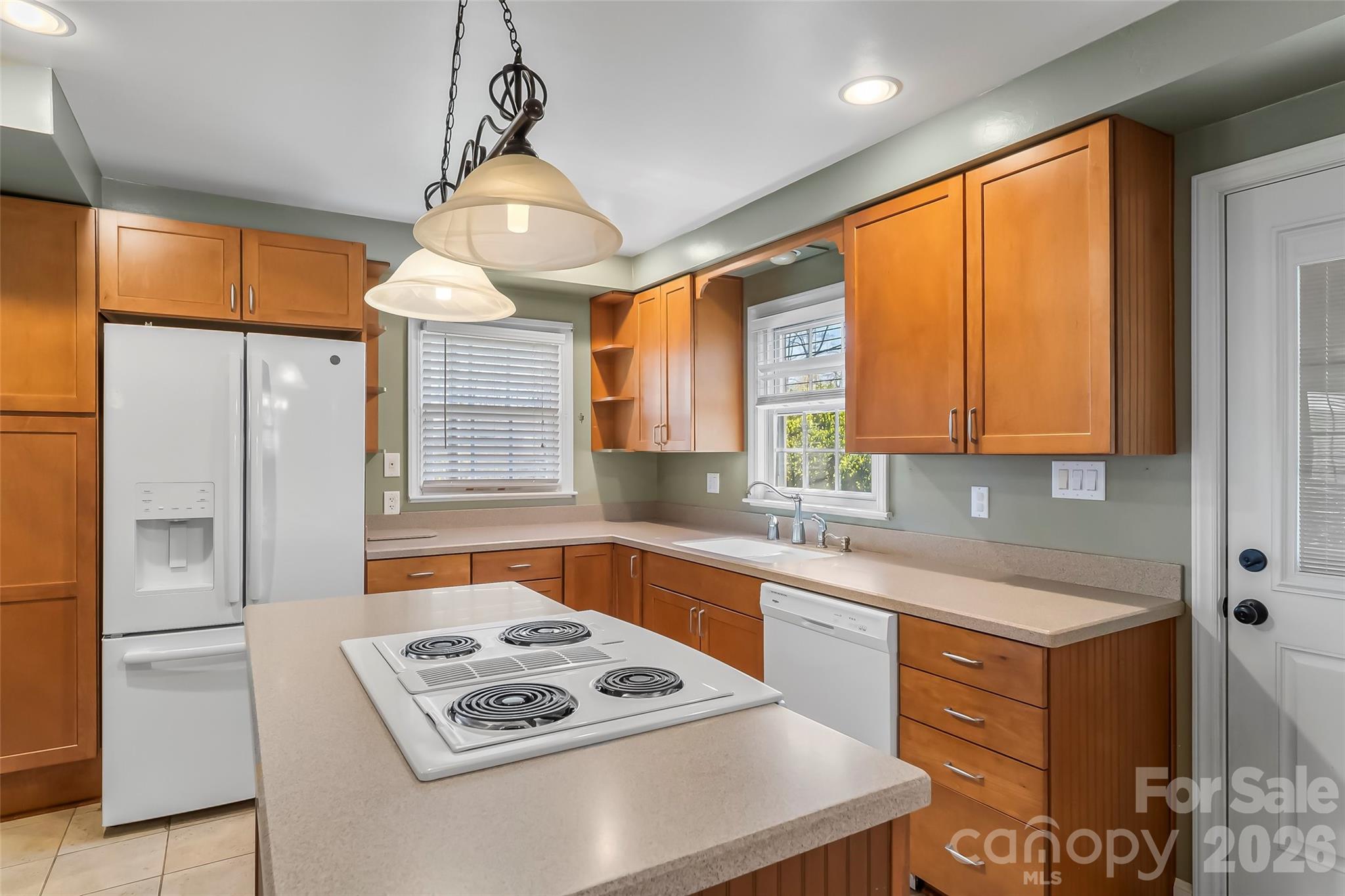 10 Woodmont Drive — Asheville