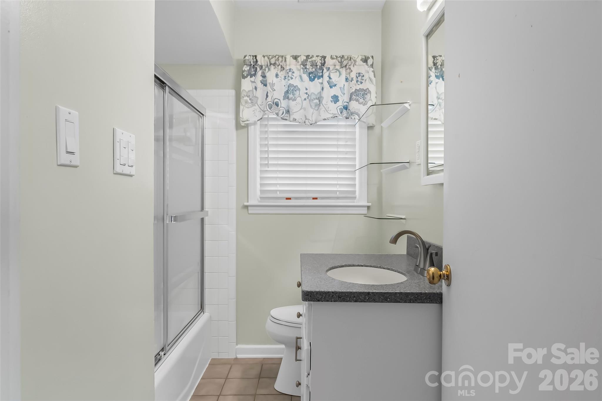 10 Woodmont Drive — Asheville