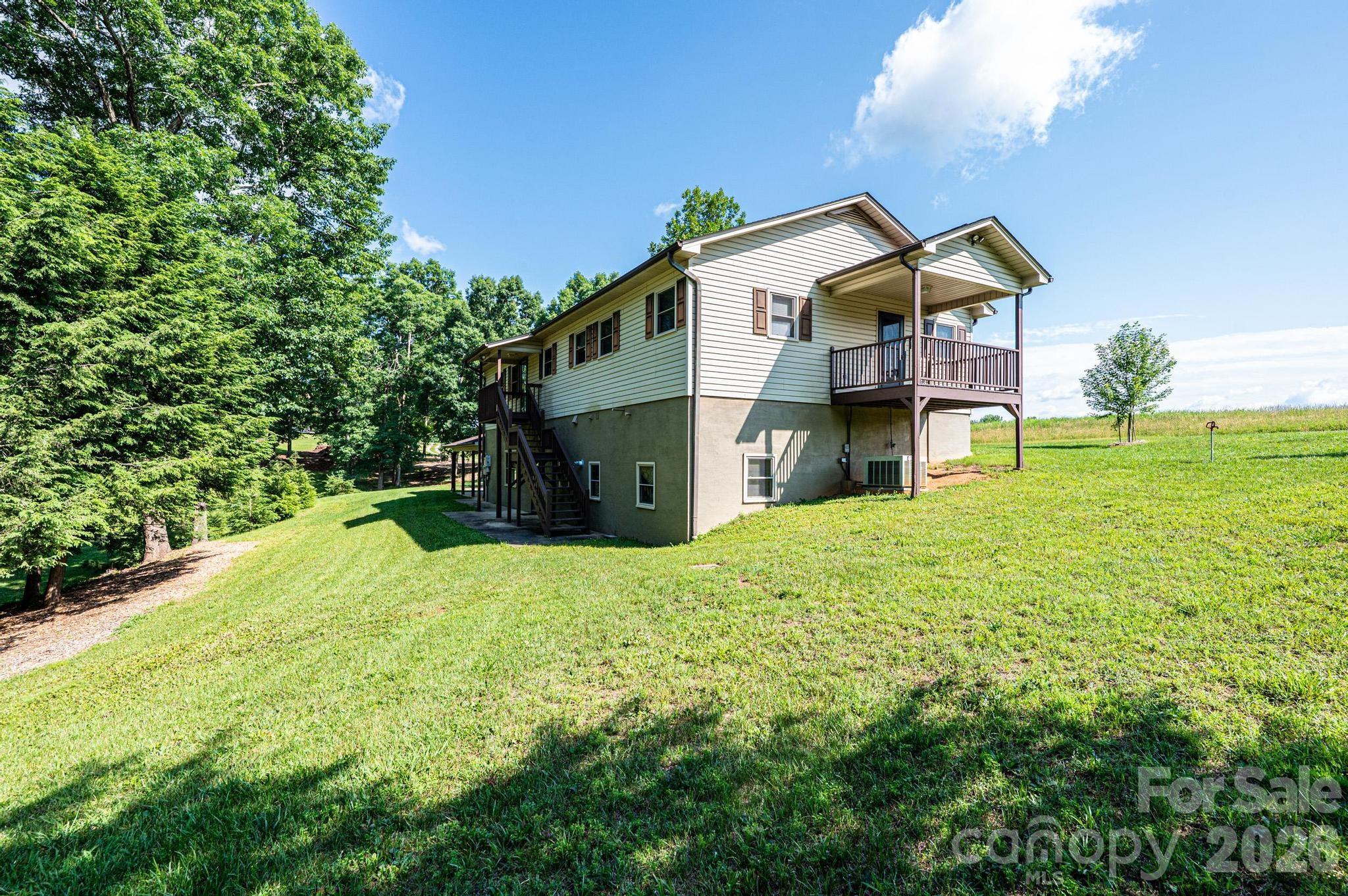 3855 Angelic Way — Lenoir
