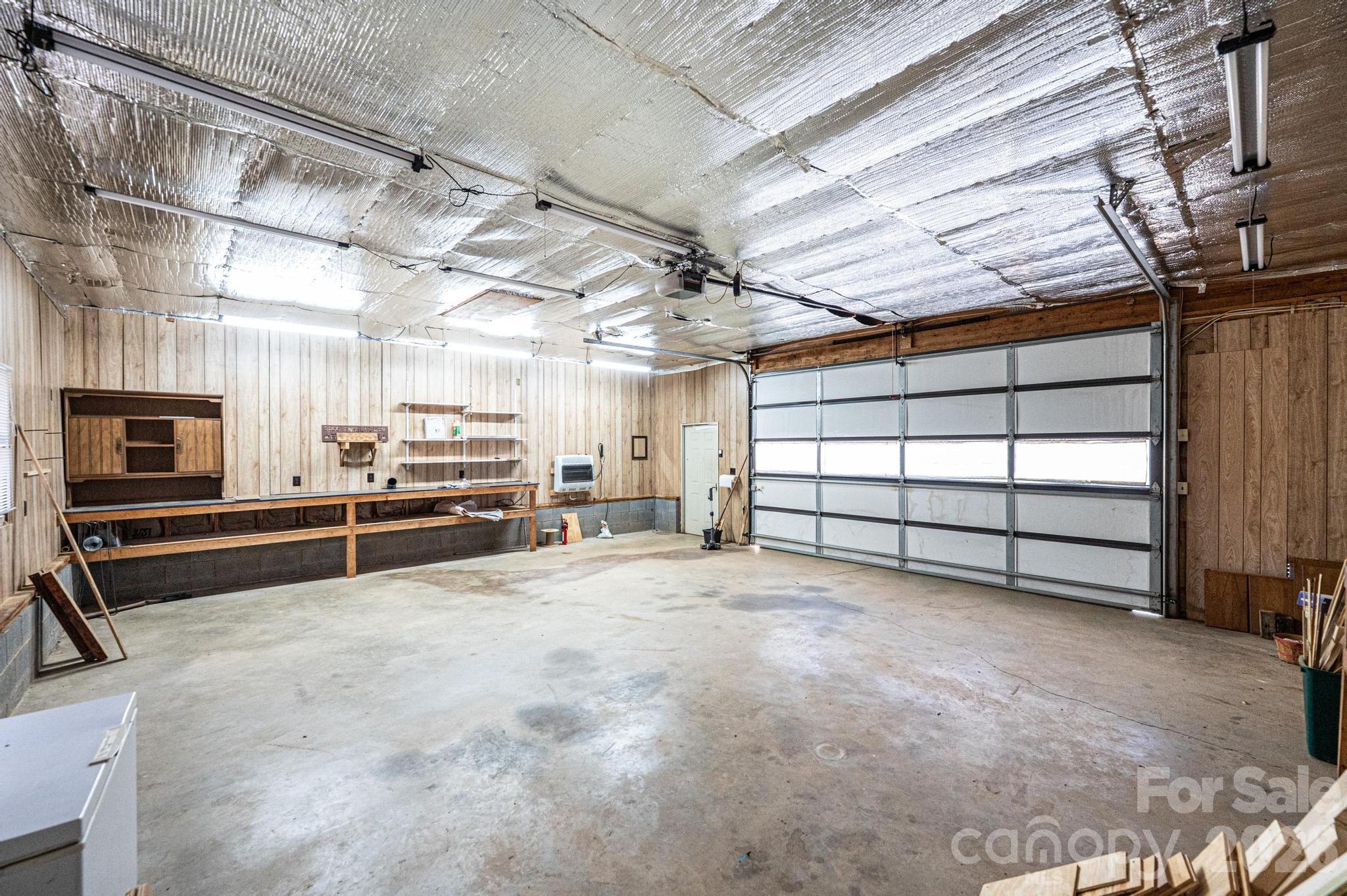 3855 Angelic Way — Lenoir