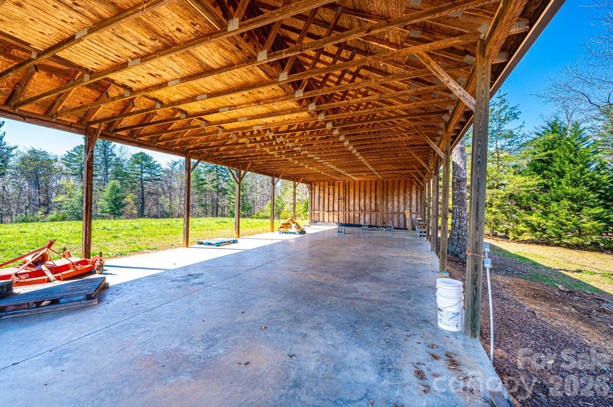 3855 Angelic Way — Lenoir