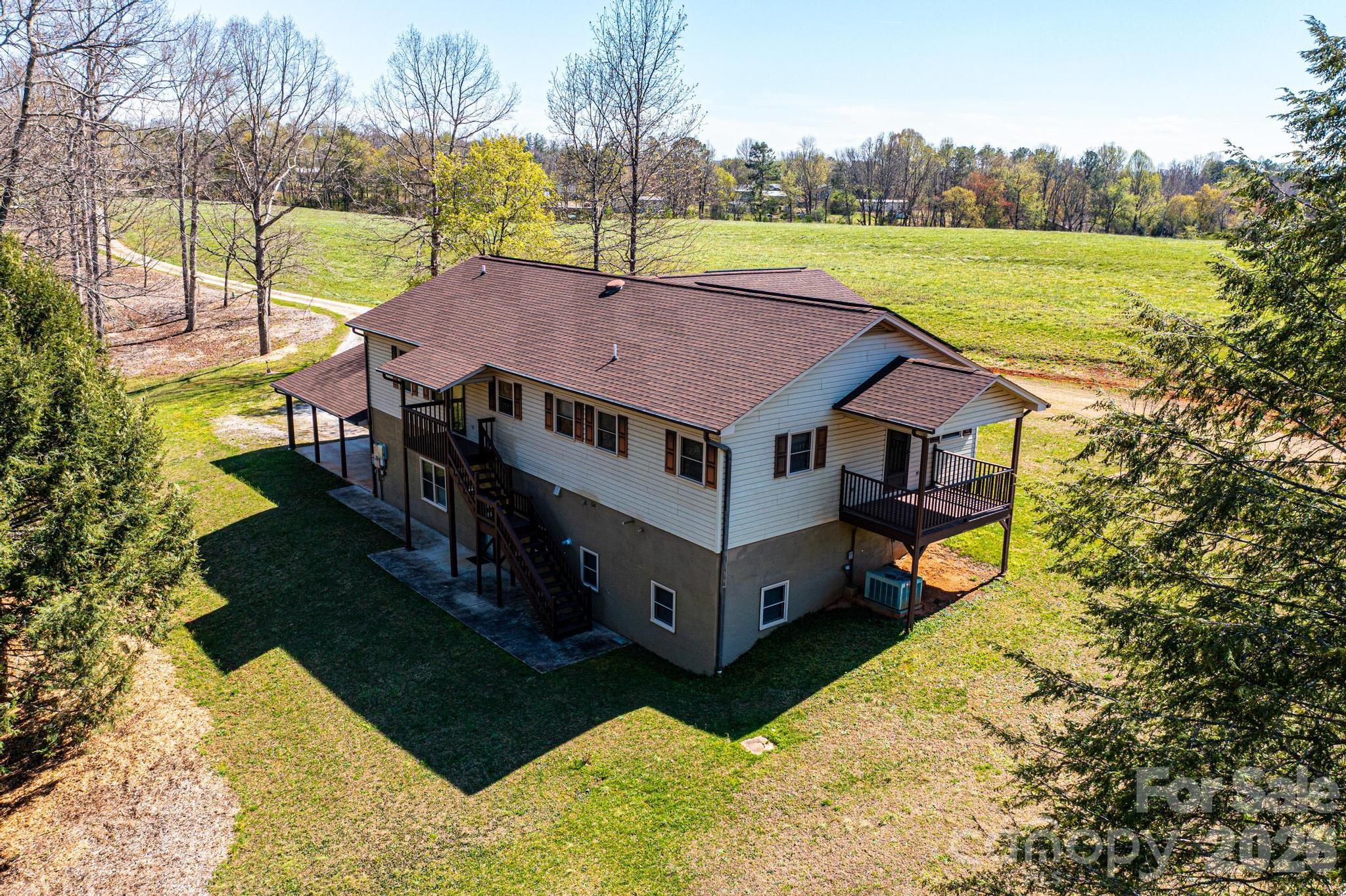 3855 Angelic Way — Lenoir