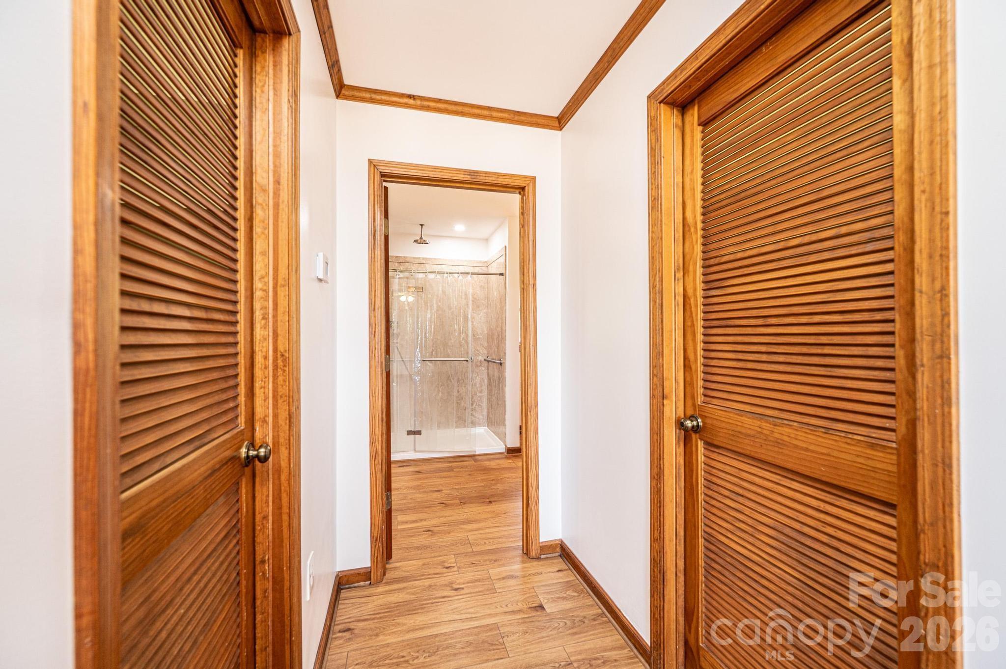 3855 Angelic Way — Lenoir