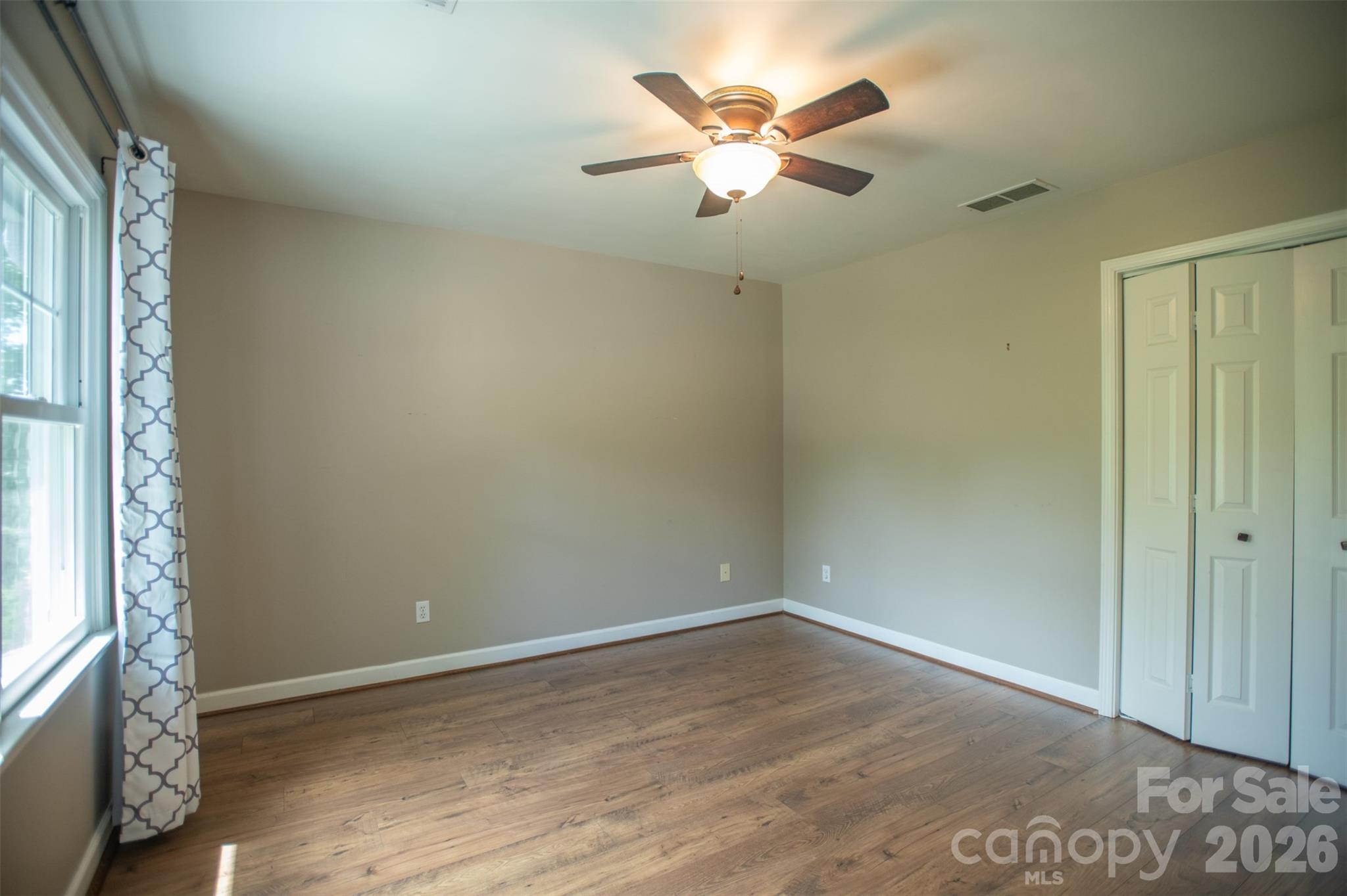 1002 Windsor Drive — Asheville