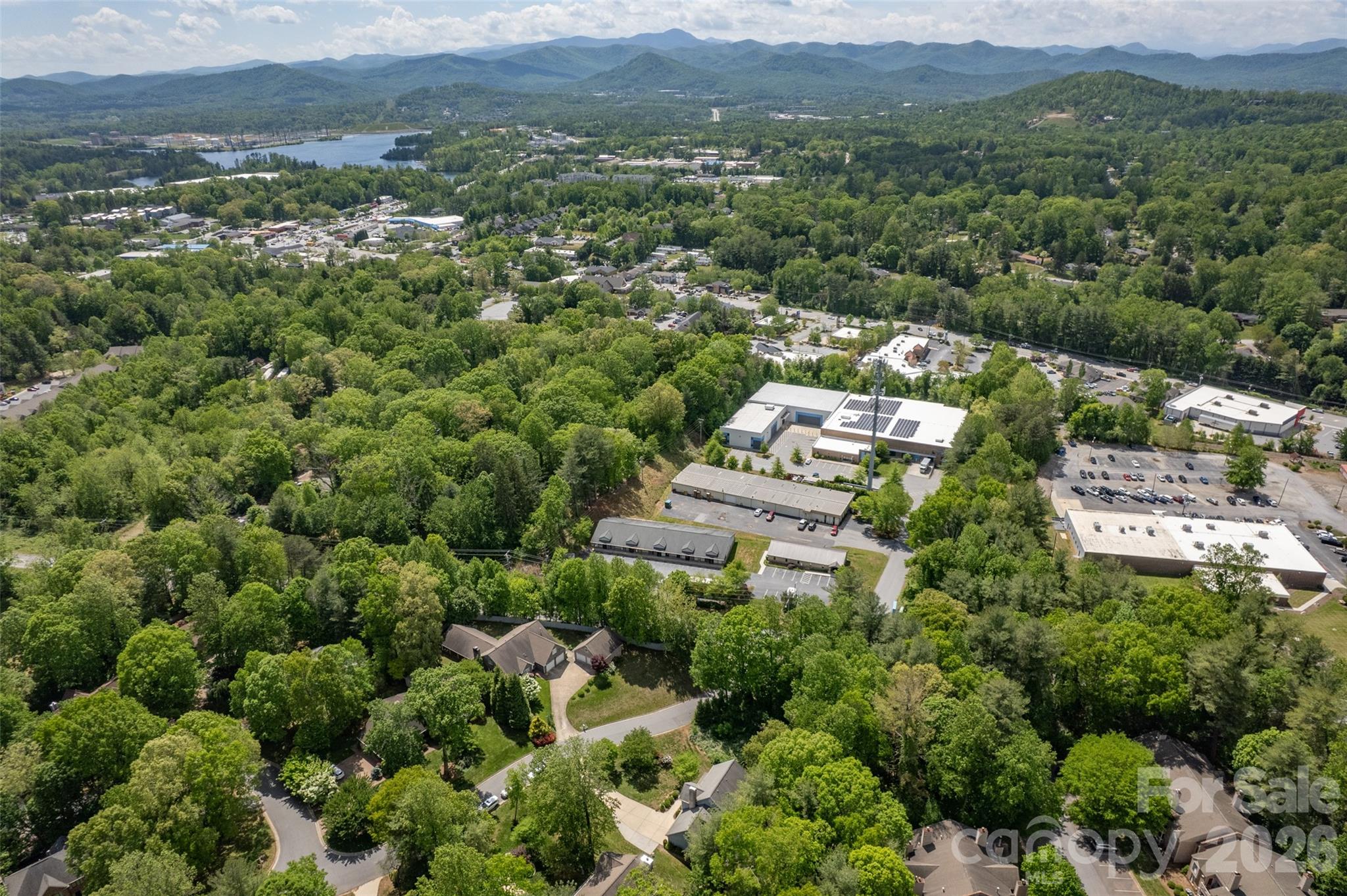 1002 Windsor Drive — Asheville