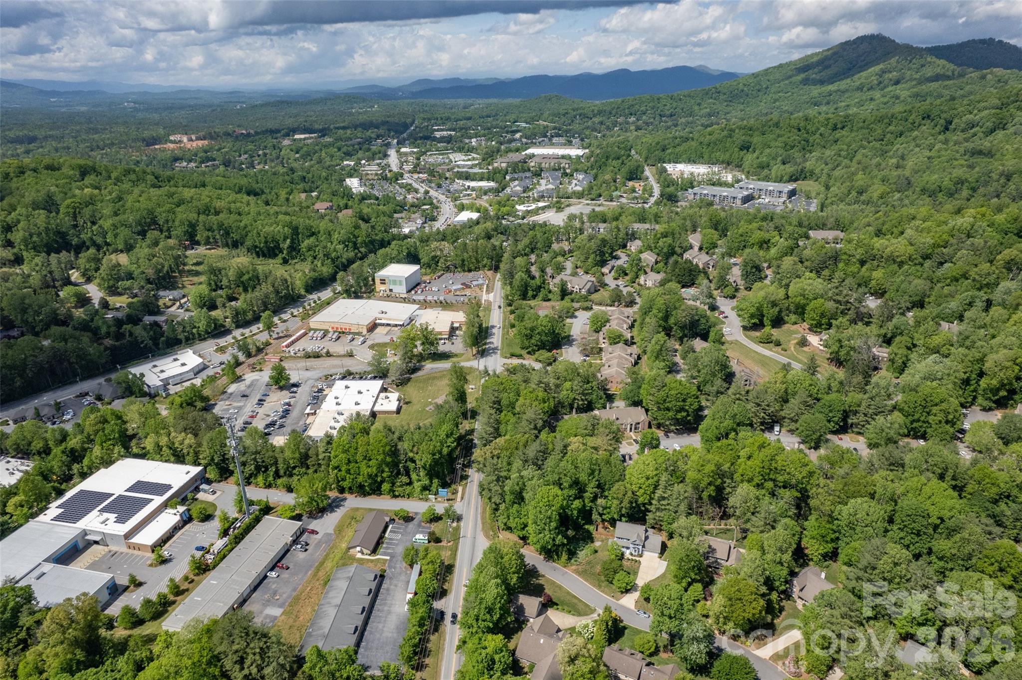 1002 Windsor Drive — Asheville