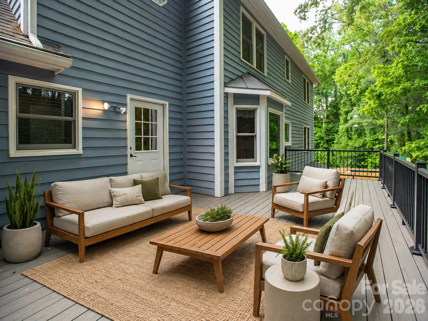 1002 Windsor Drive — Asheville