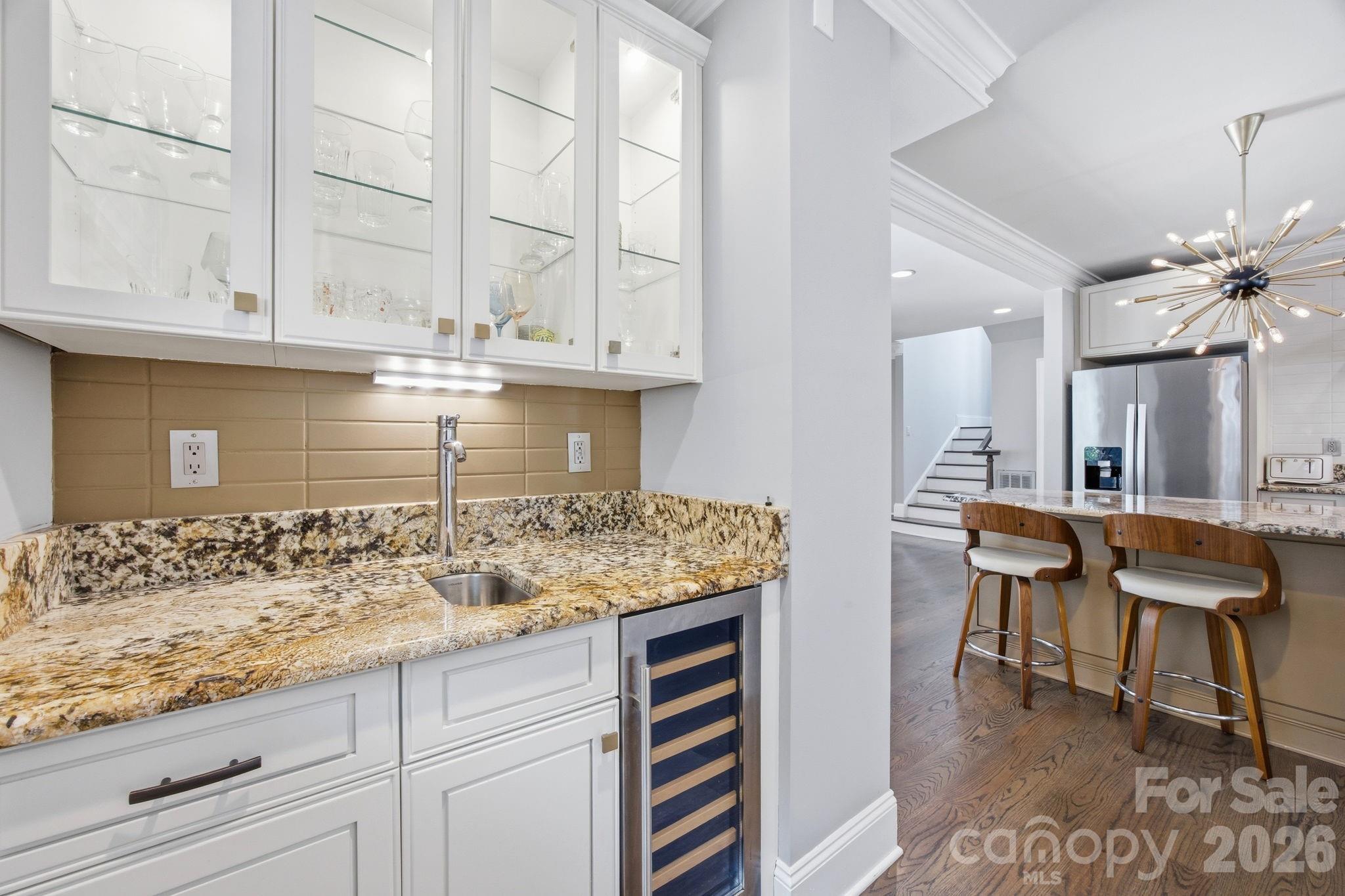 3220 Commonwealth Avenue — Charlotte