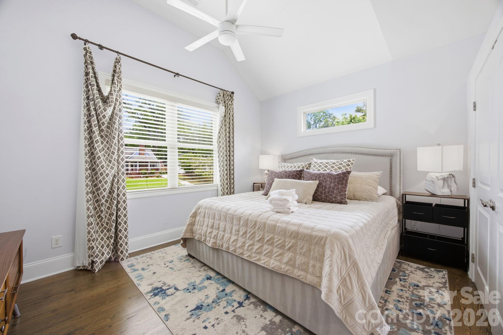 3220 Commonwealth Avenue — Charlotte
