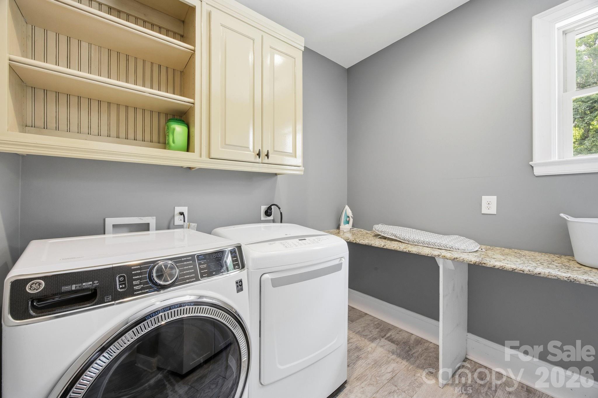 3220 Commonwealth Avenue — Charlotte
