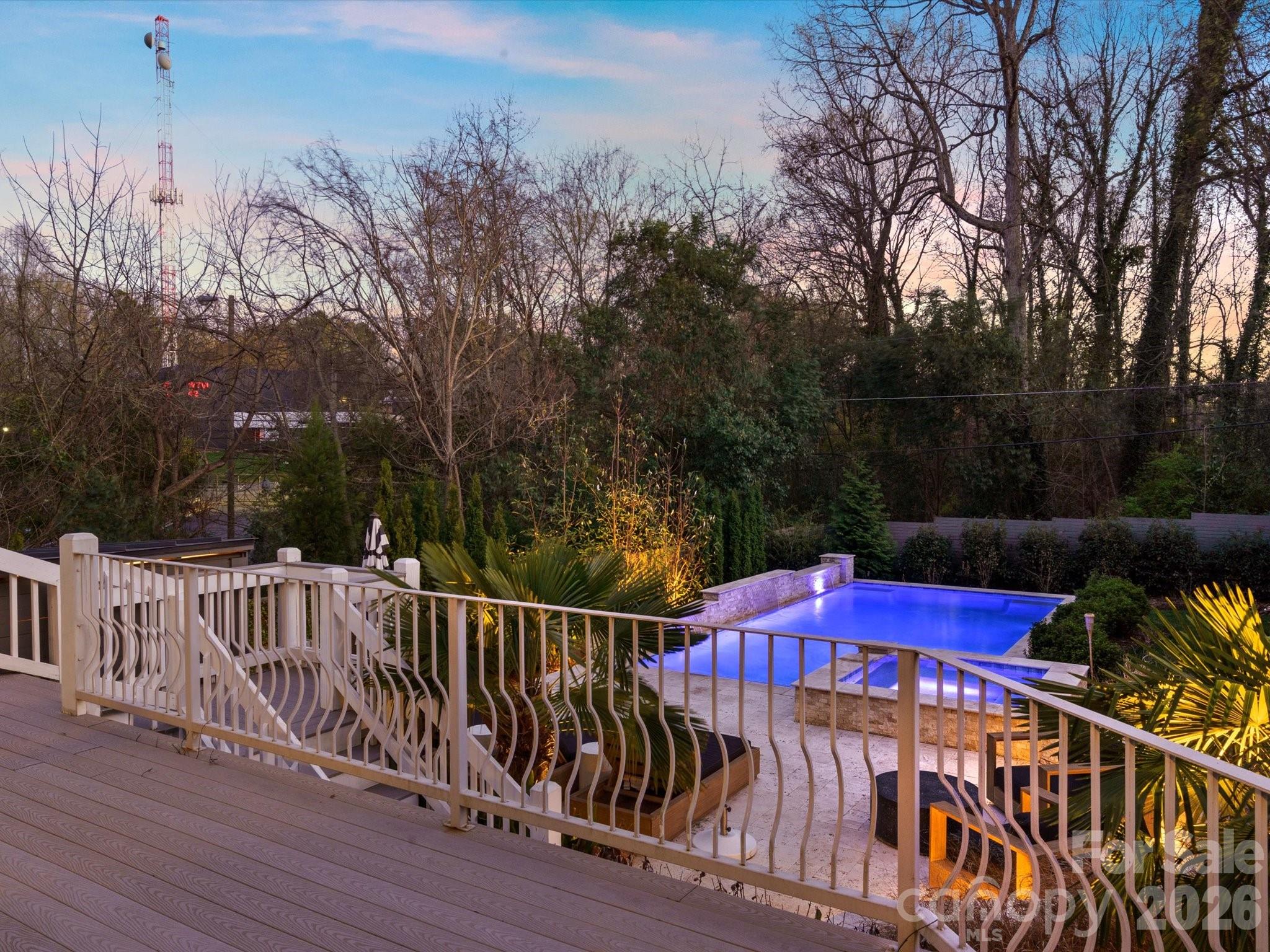 3220 Commonwealth Avenue — Charlotte