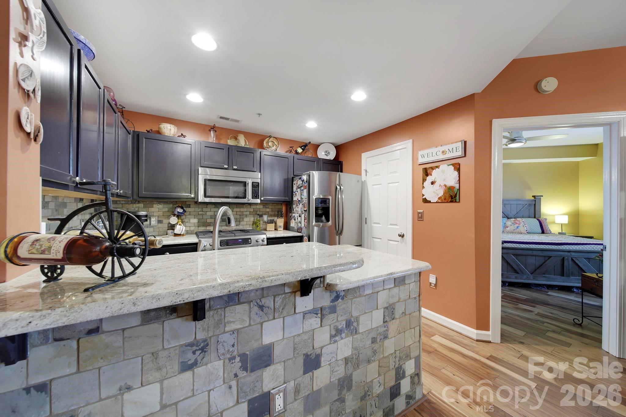 718 W Trade Street #803 — Charlotte