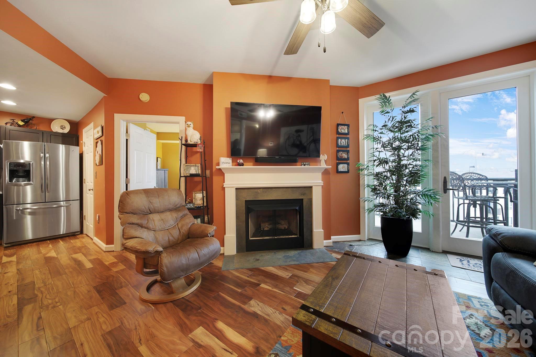 718 W Trade Street #803 — Charlotte