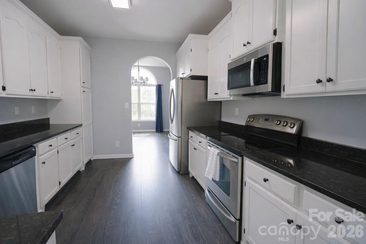 1045 Saxton Circle — Salisbury