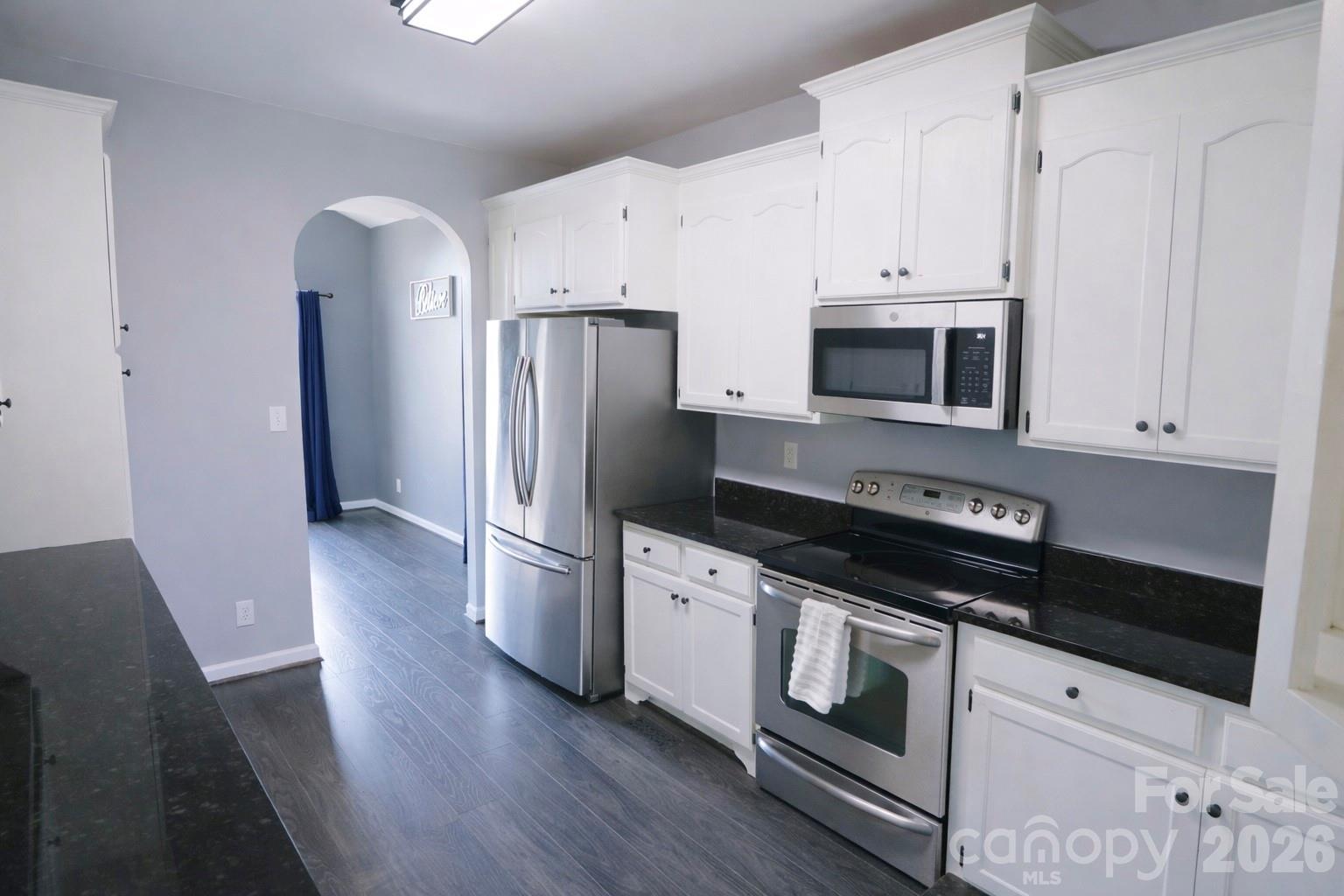 1045 Saxton Circle — Salisbury