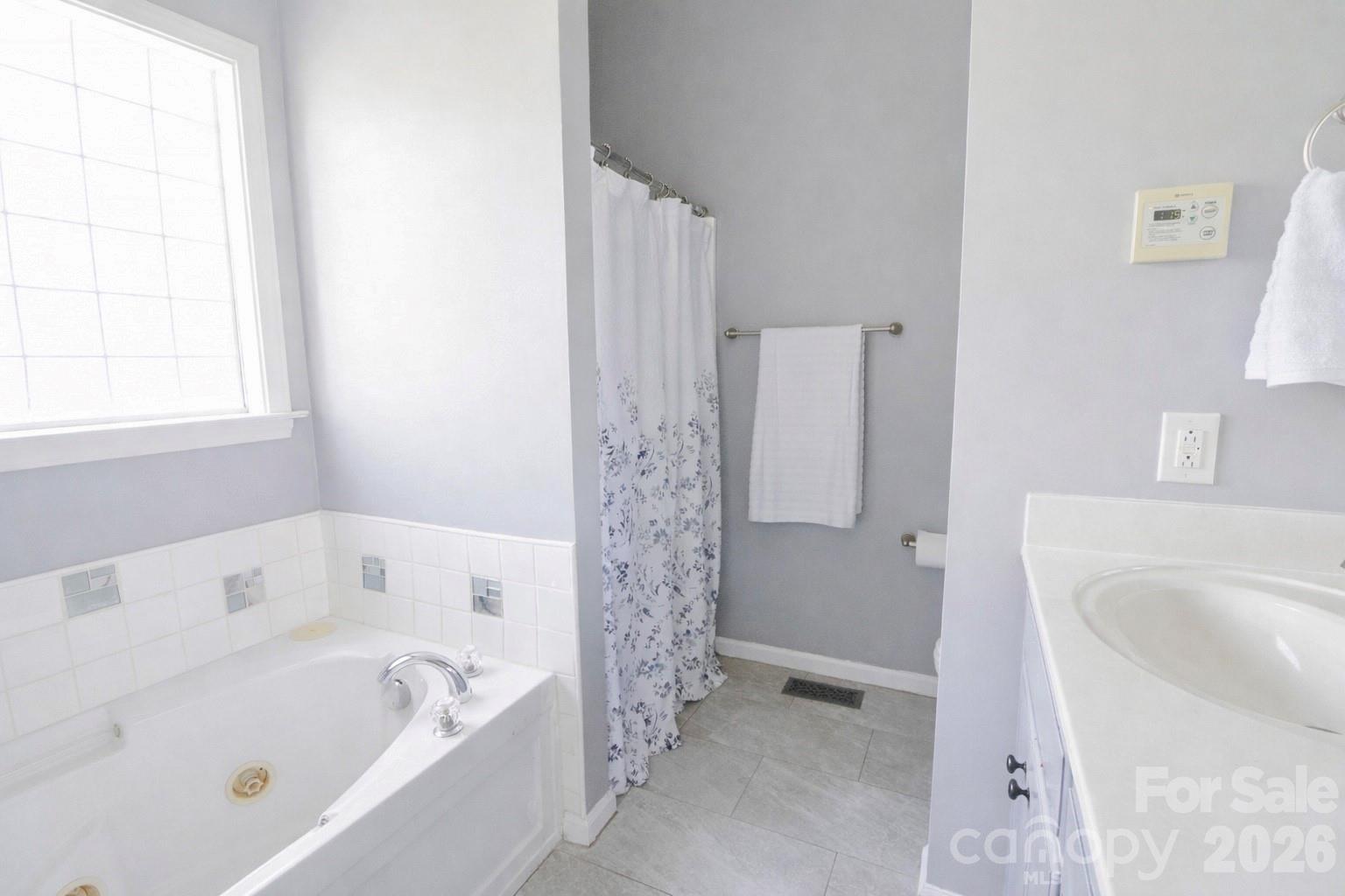 1045 Saxton Circle — Salisbury