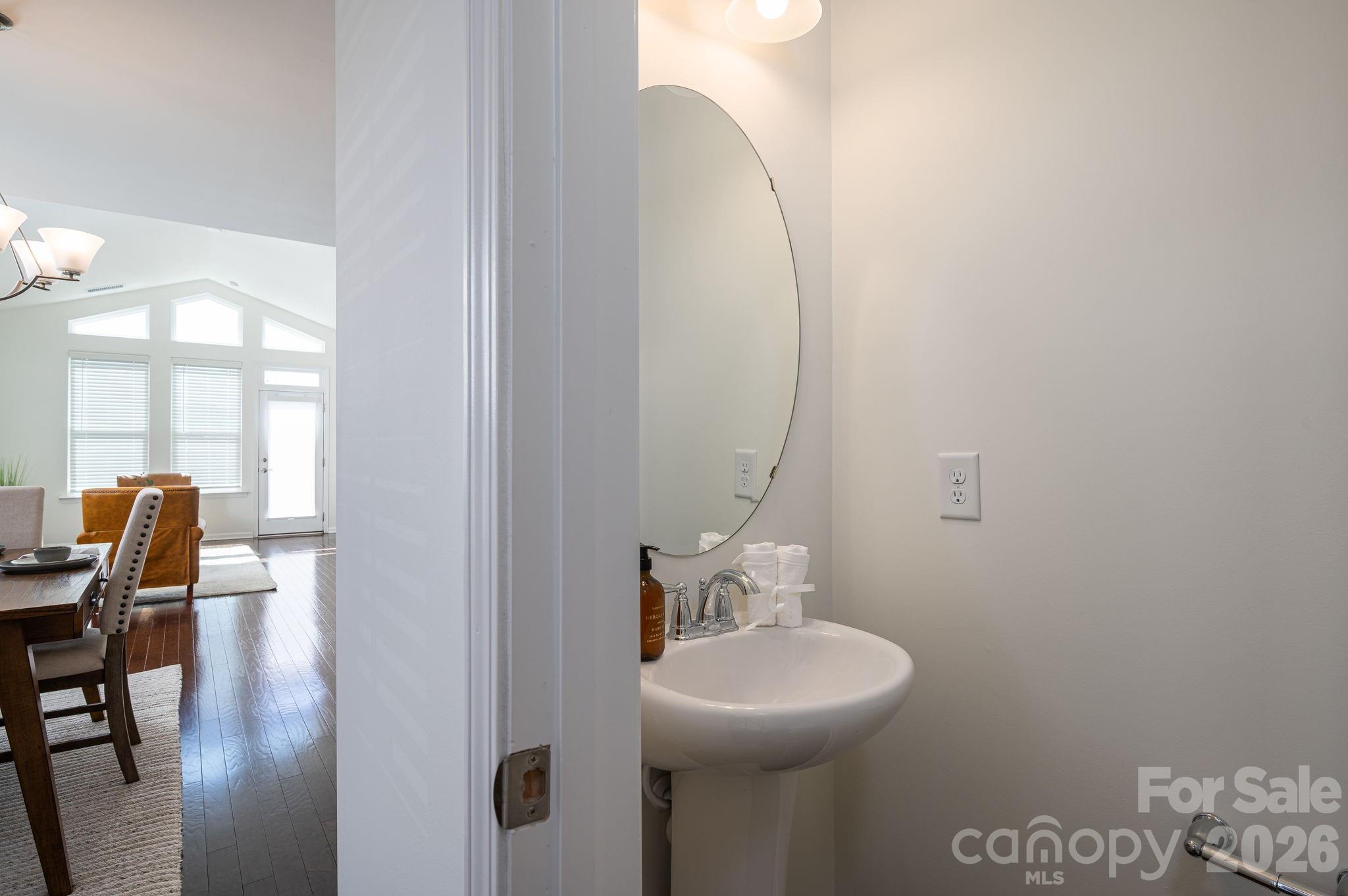 780 River Park Road — Belmont