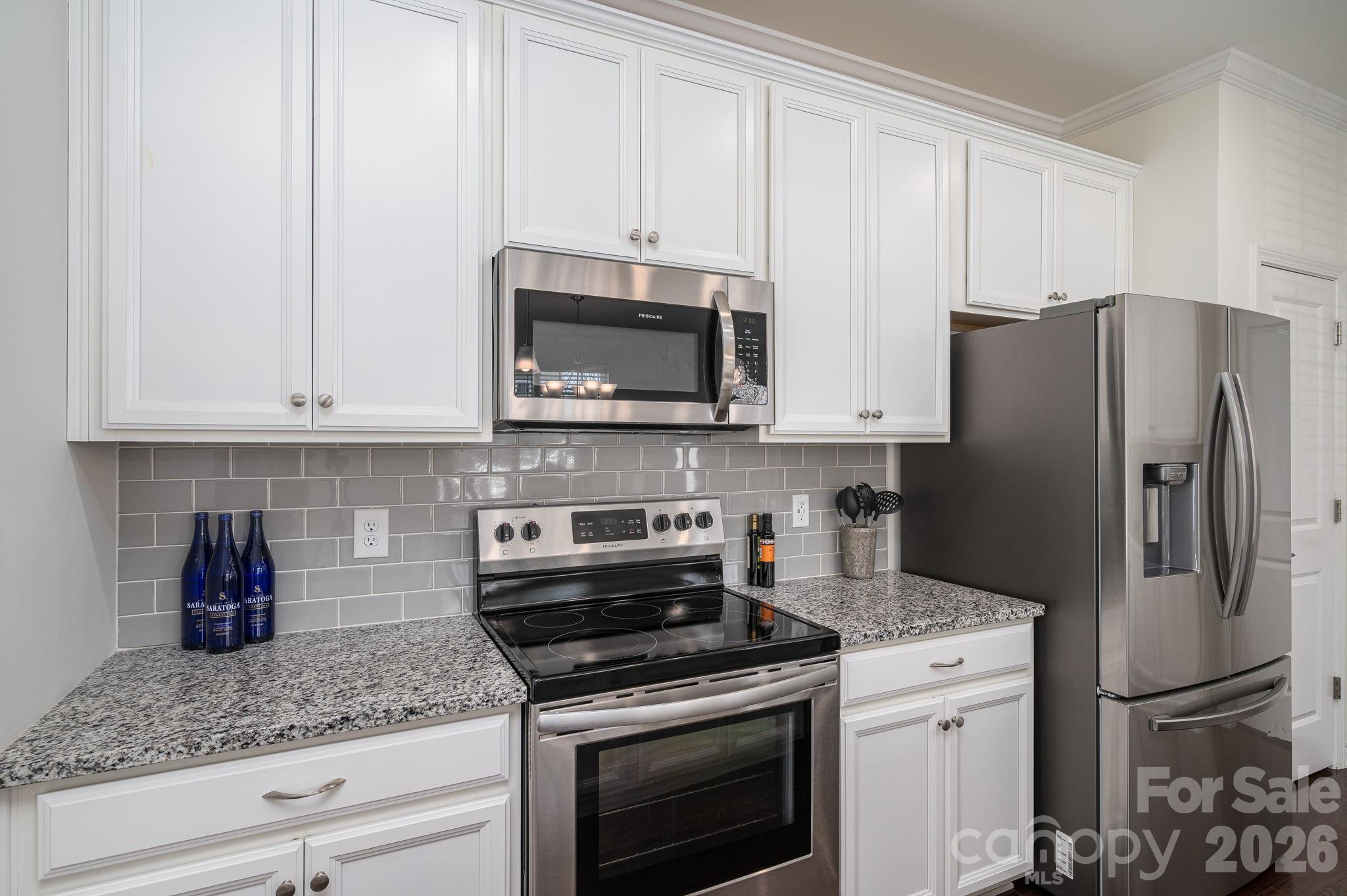 780 River Park Road — Belmont