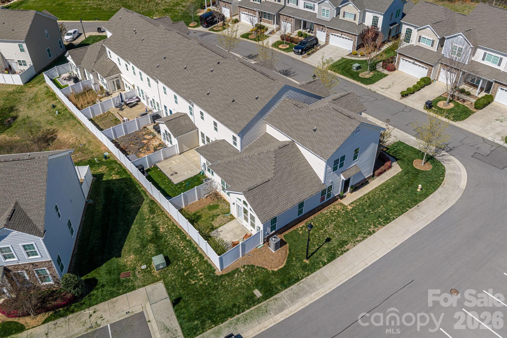 780 River Park Road — Belmont