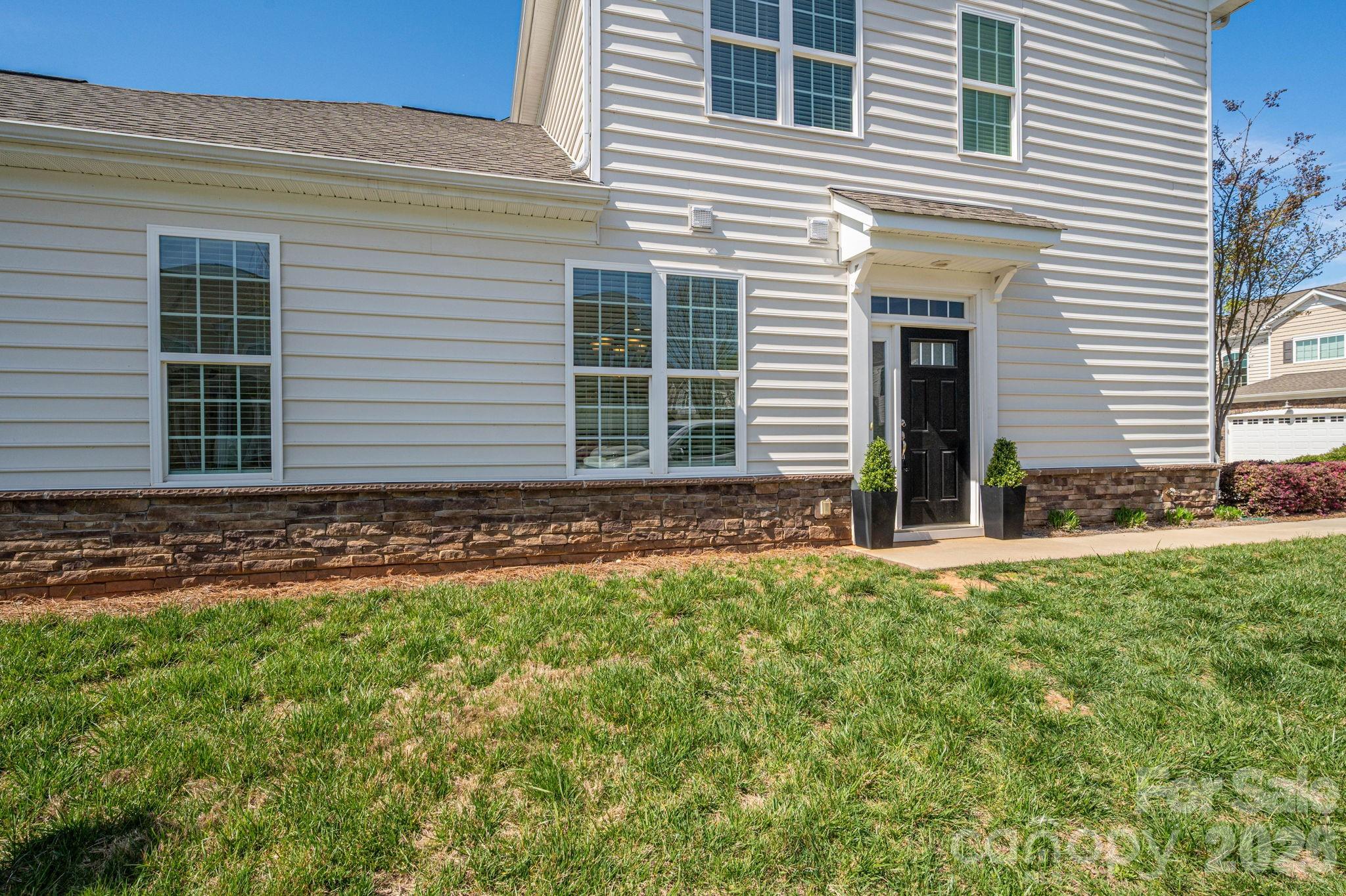 780 River Park Road — Belmont
