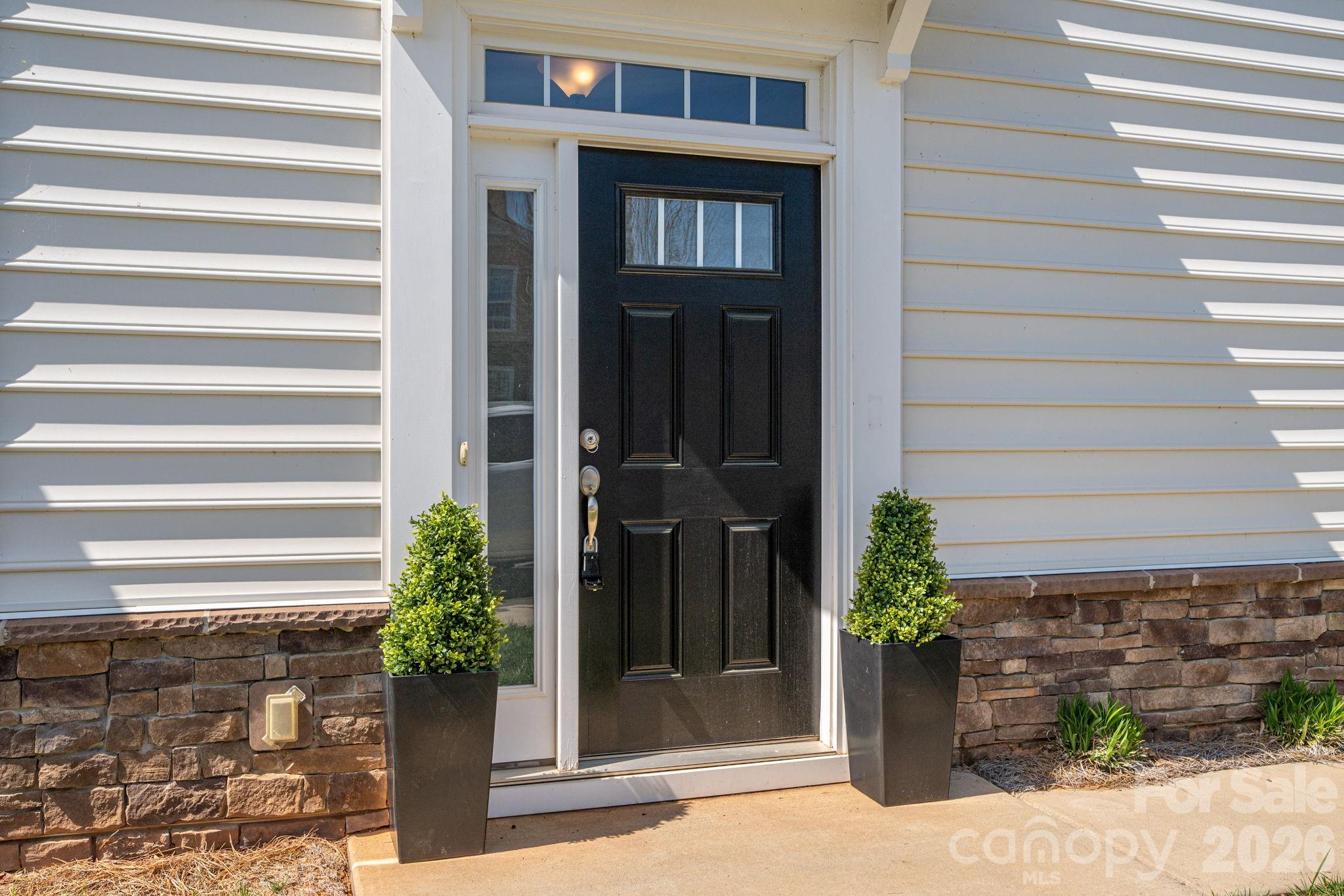 780 River Park Road — Belmont