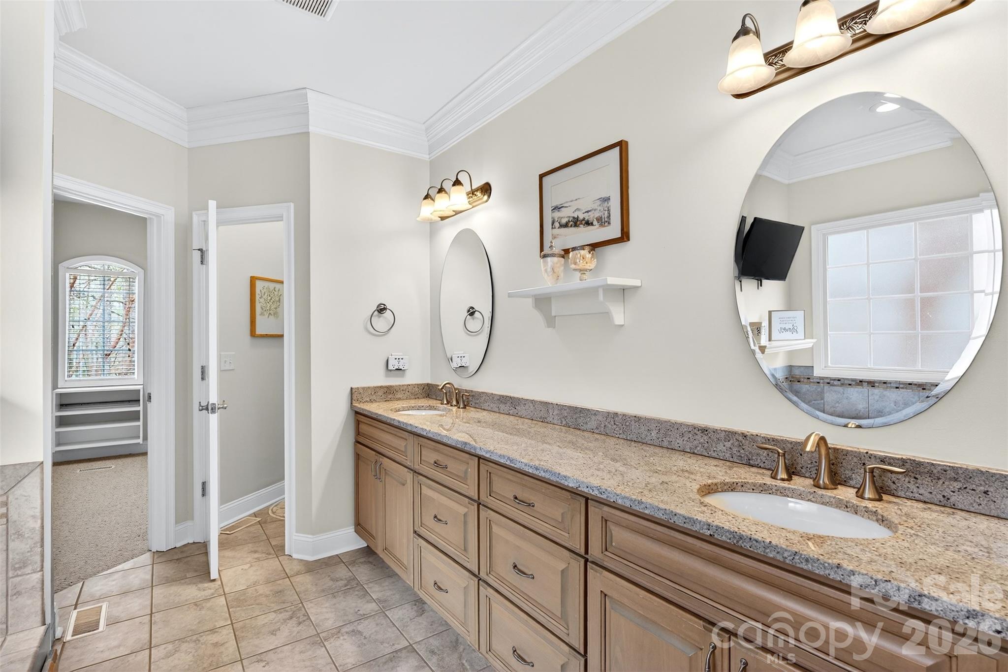 717 Black Wolf Run — Spartanburg