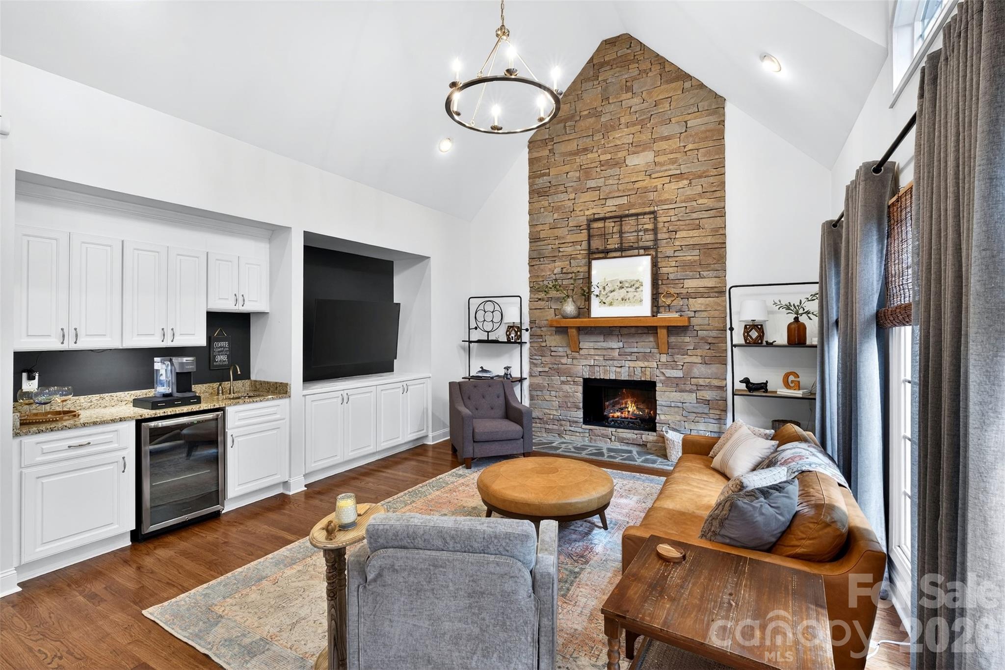 717 Black Wolf Run — Spartanburg