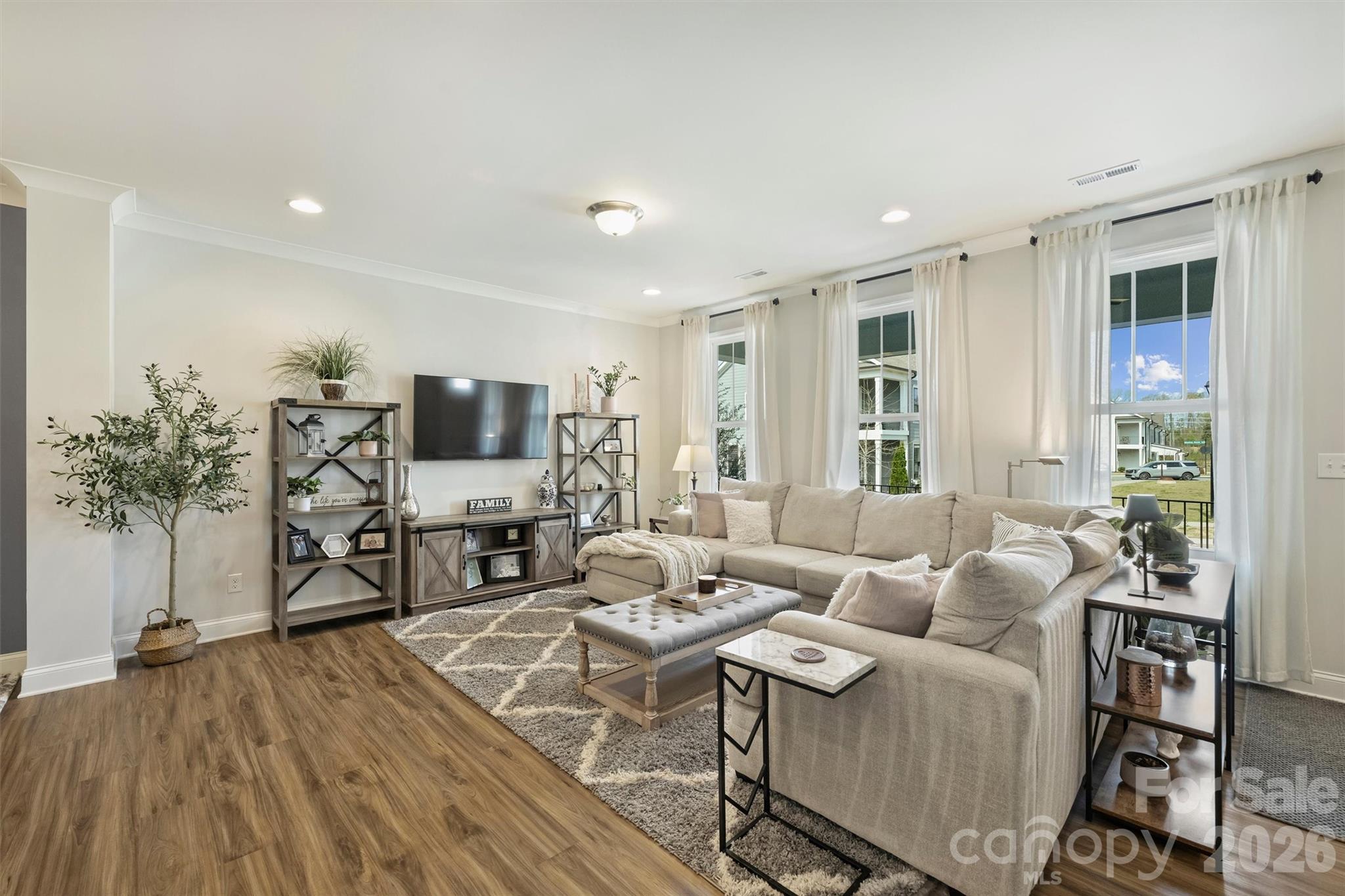10195 Rainier Trail Drive NW — Huntersville