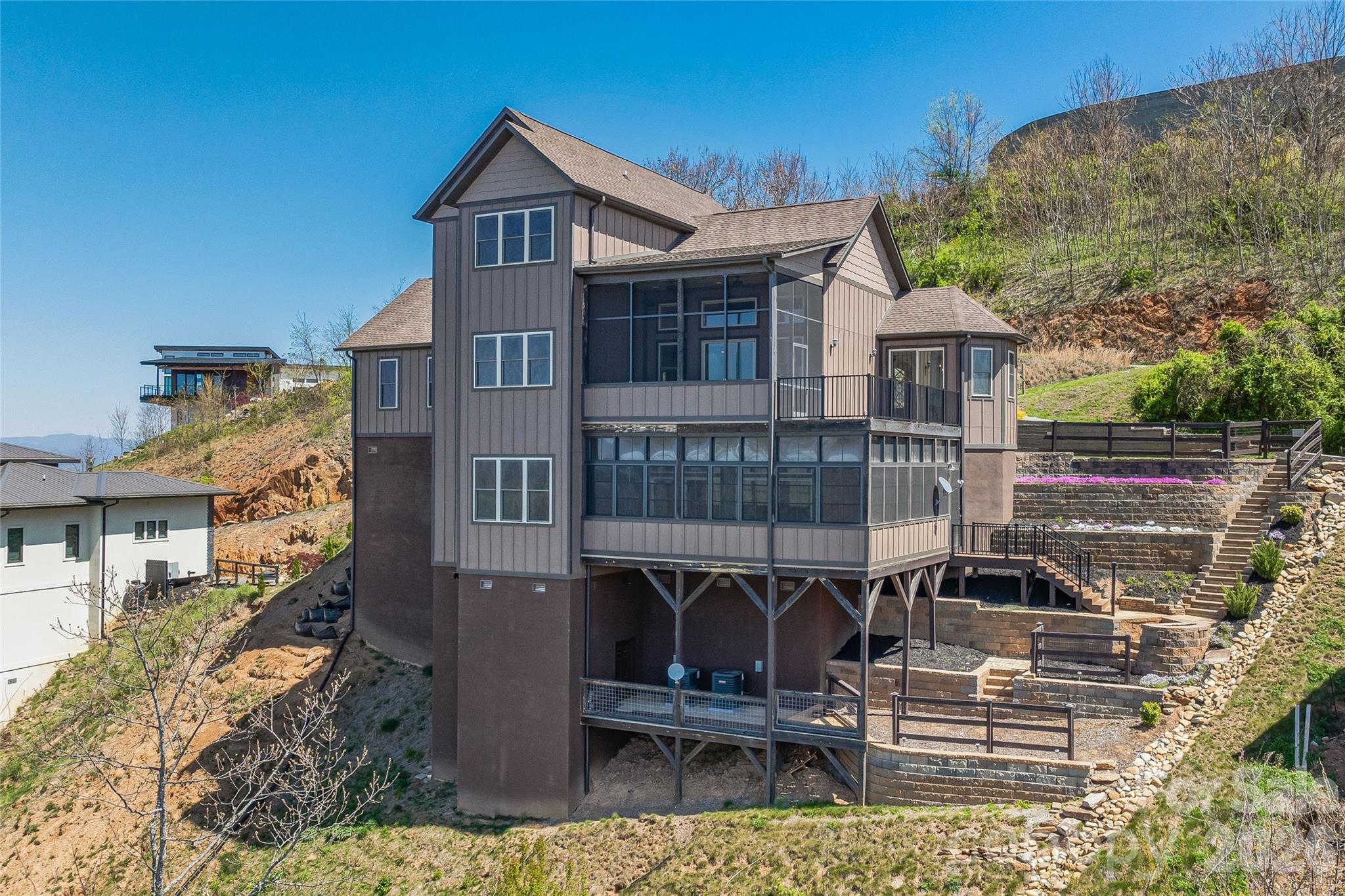 179 Serenity Ridge Trail — Asheville