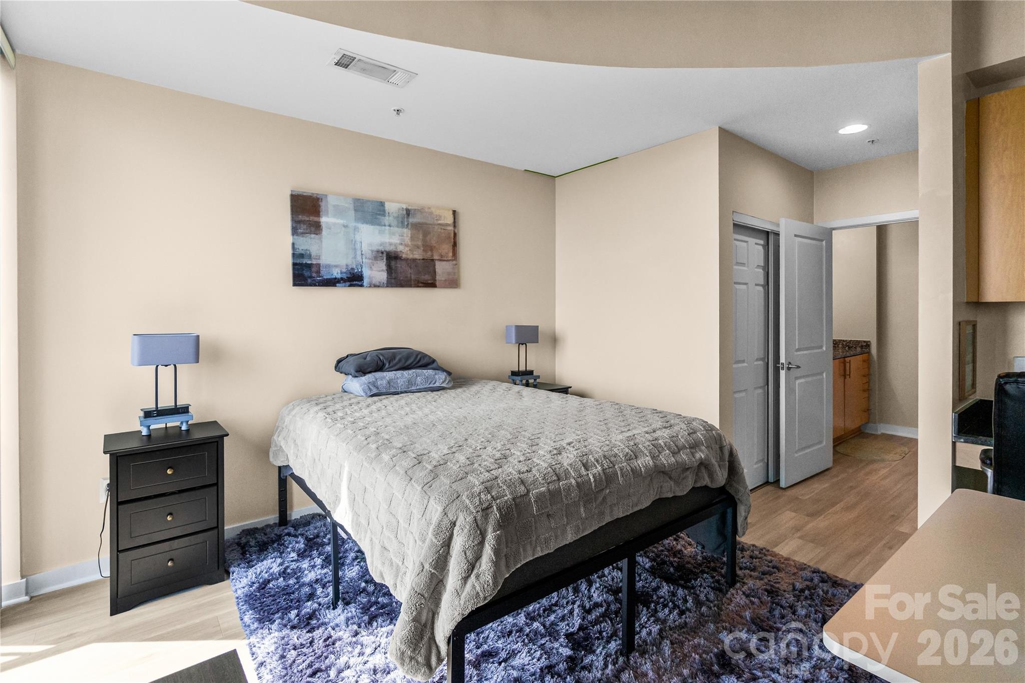 210 N Church Street #2811 — Charlotte