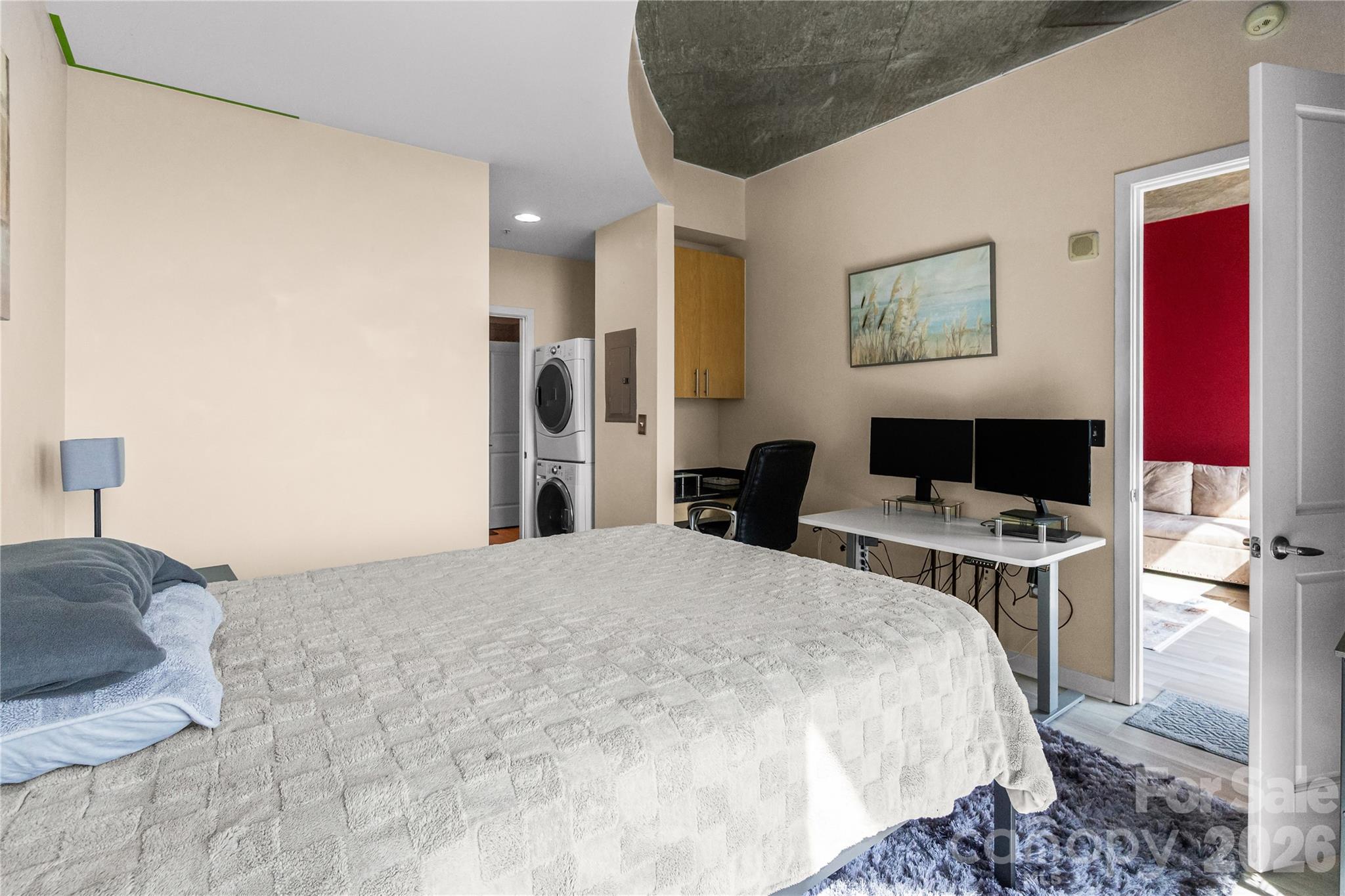 210 N Church Street #2811 — Charlotte