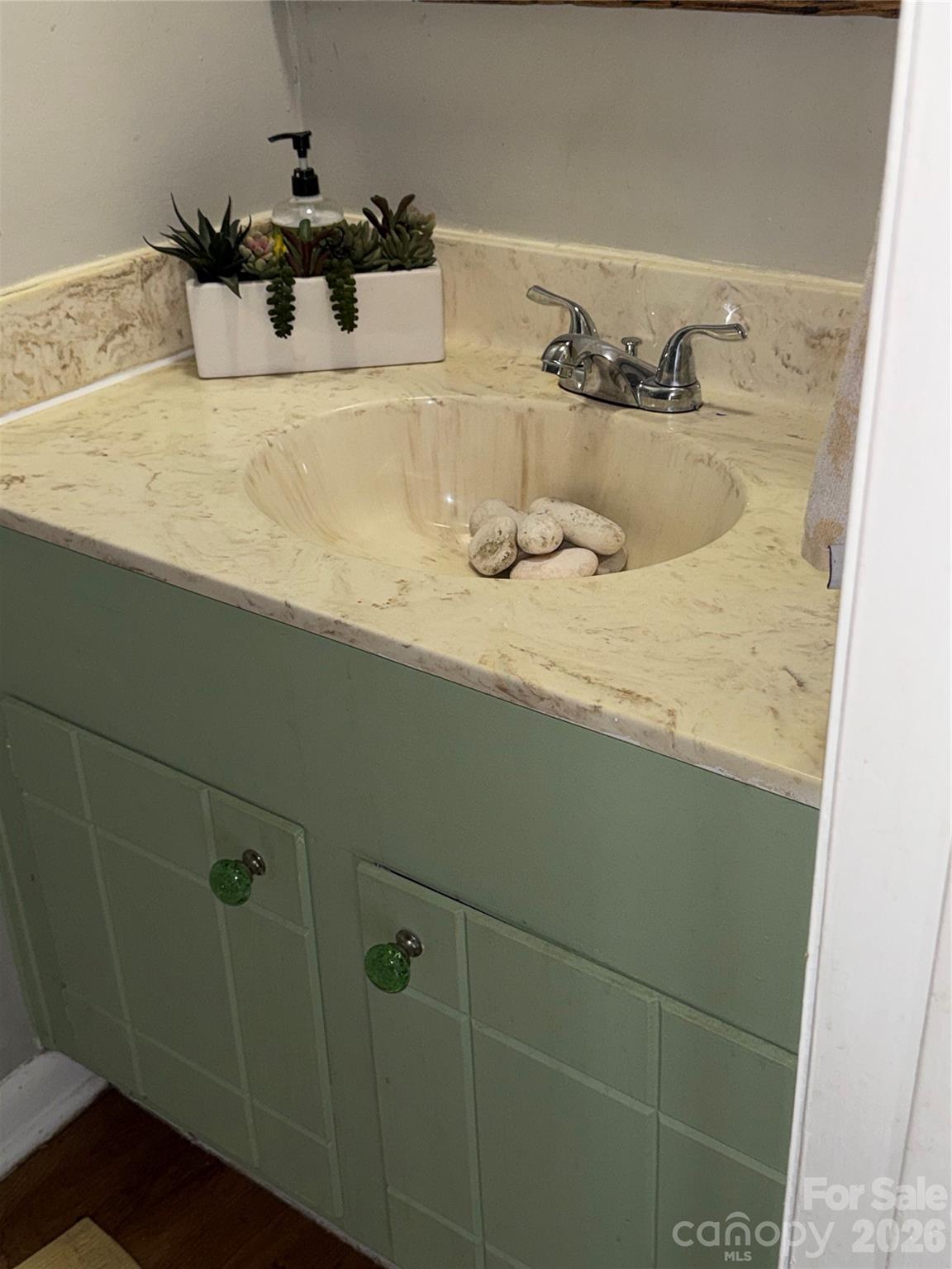 1304 Seaton Road #15 — Durham