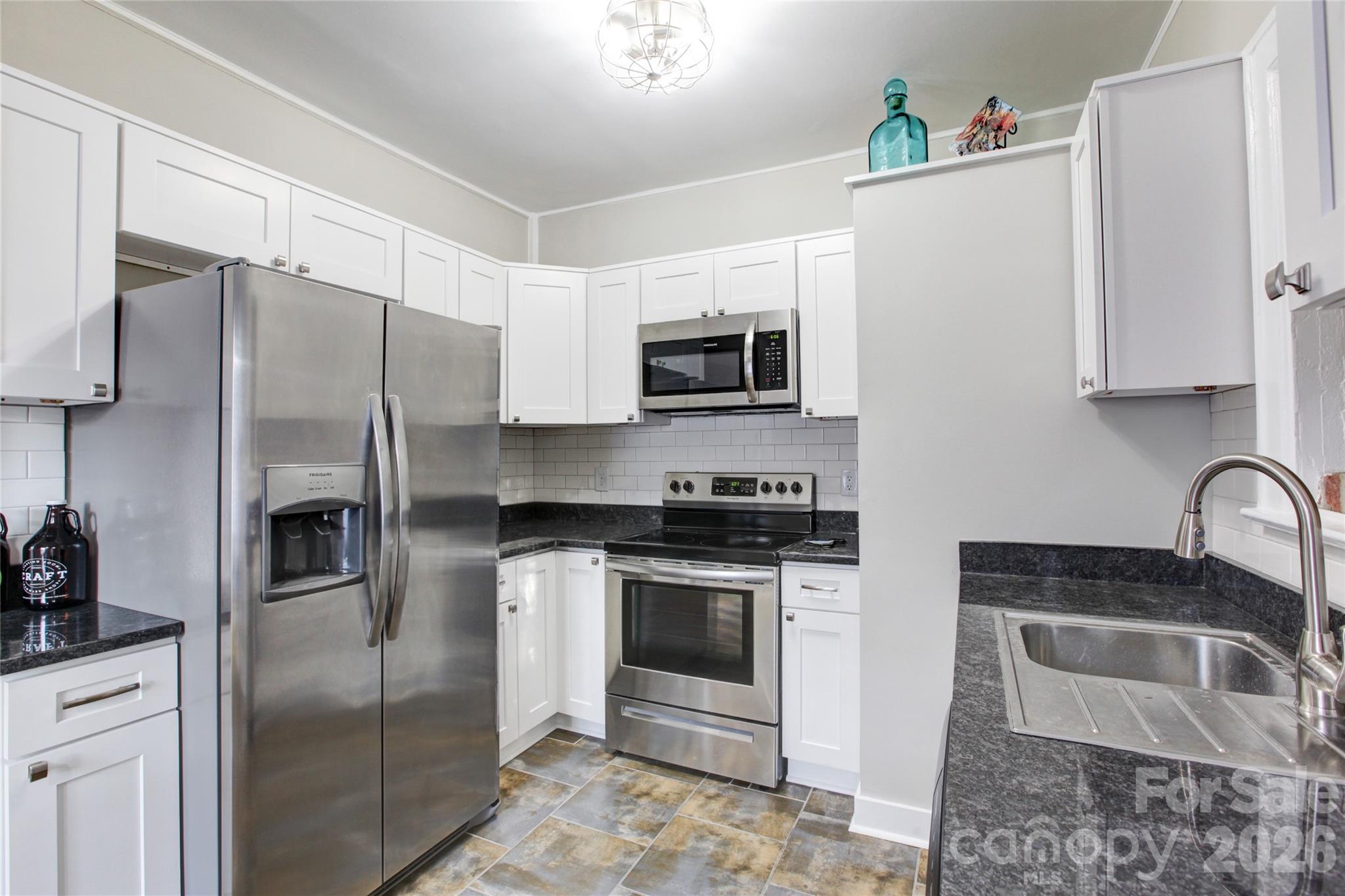1511 Southwood Avenue — Charlotte