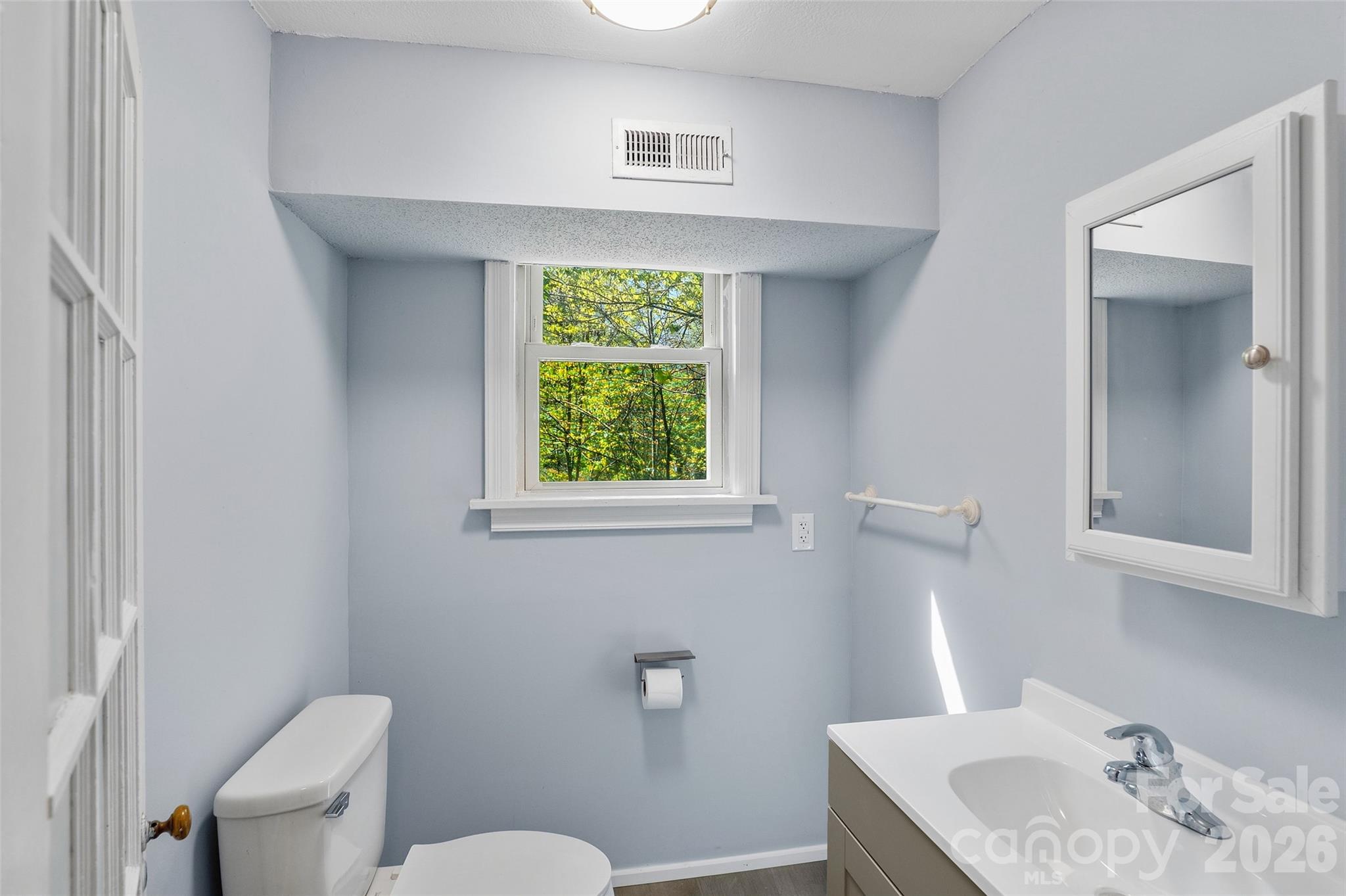 112 Candler School Road — Candler