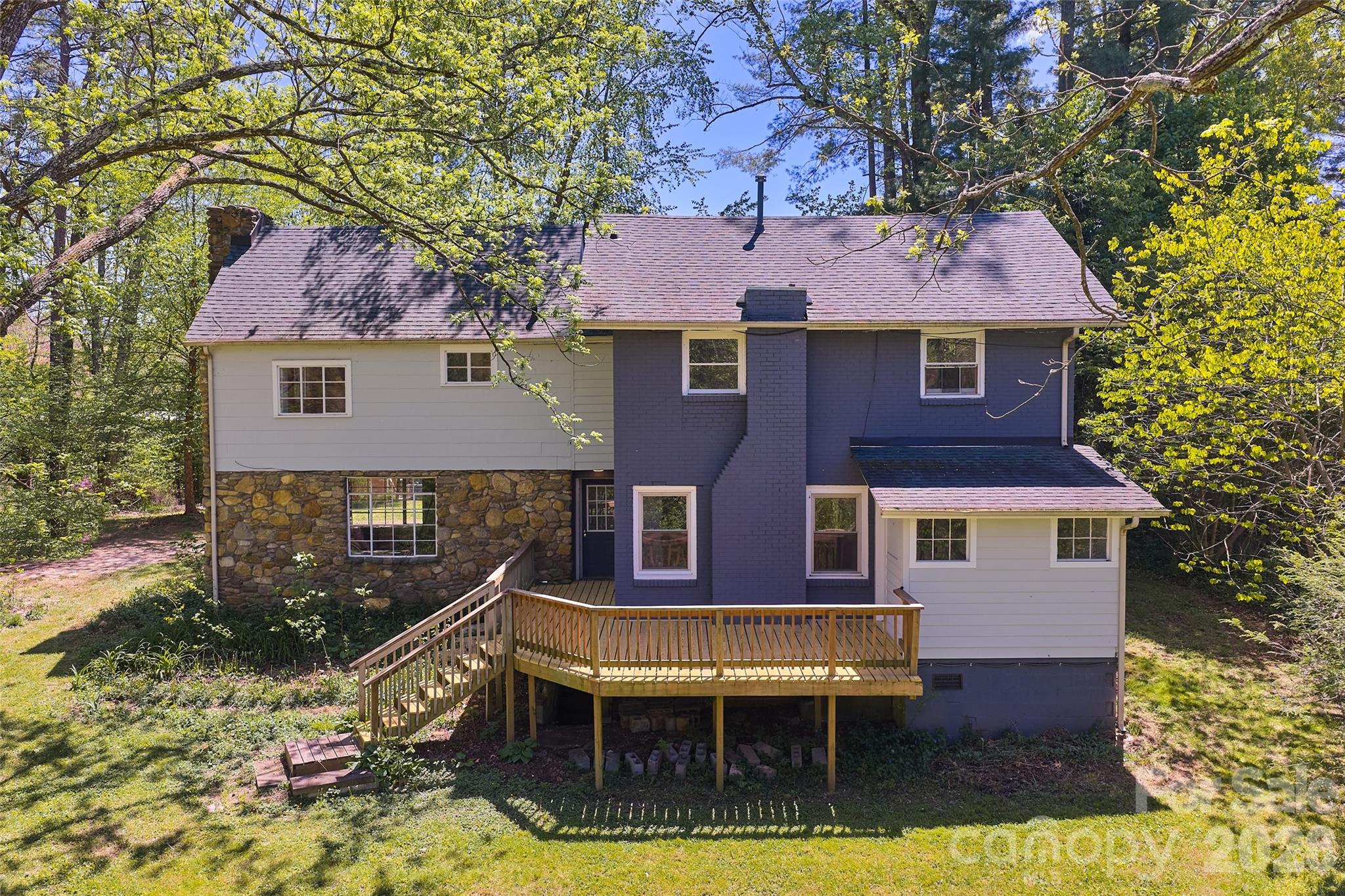 112 Candler School Road — Candler