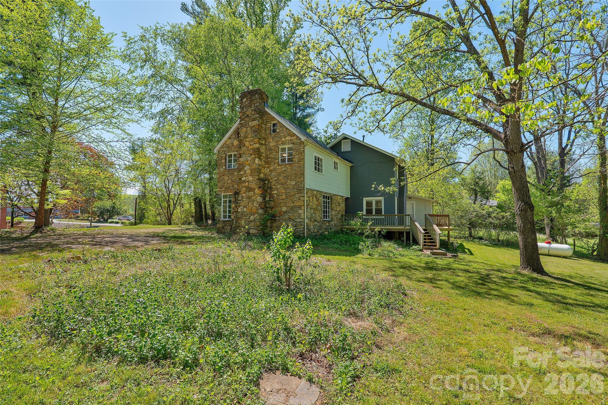 112 Candler School Road — Candler
